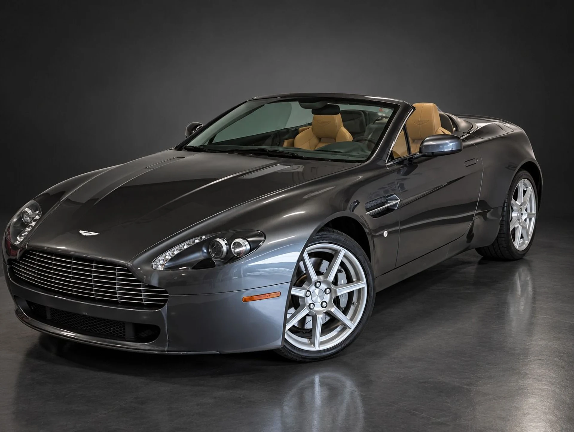 mph000_1288507773_Used_2007_Aston_Martin_V8_Vantage_Roadster_Only_27_K_Miles_Just_Serviced_Gorgeous_Color_Combo_1789143641_25b75ada4d