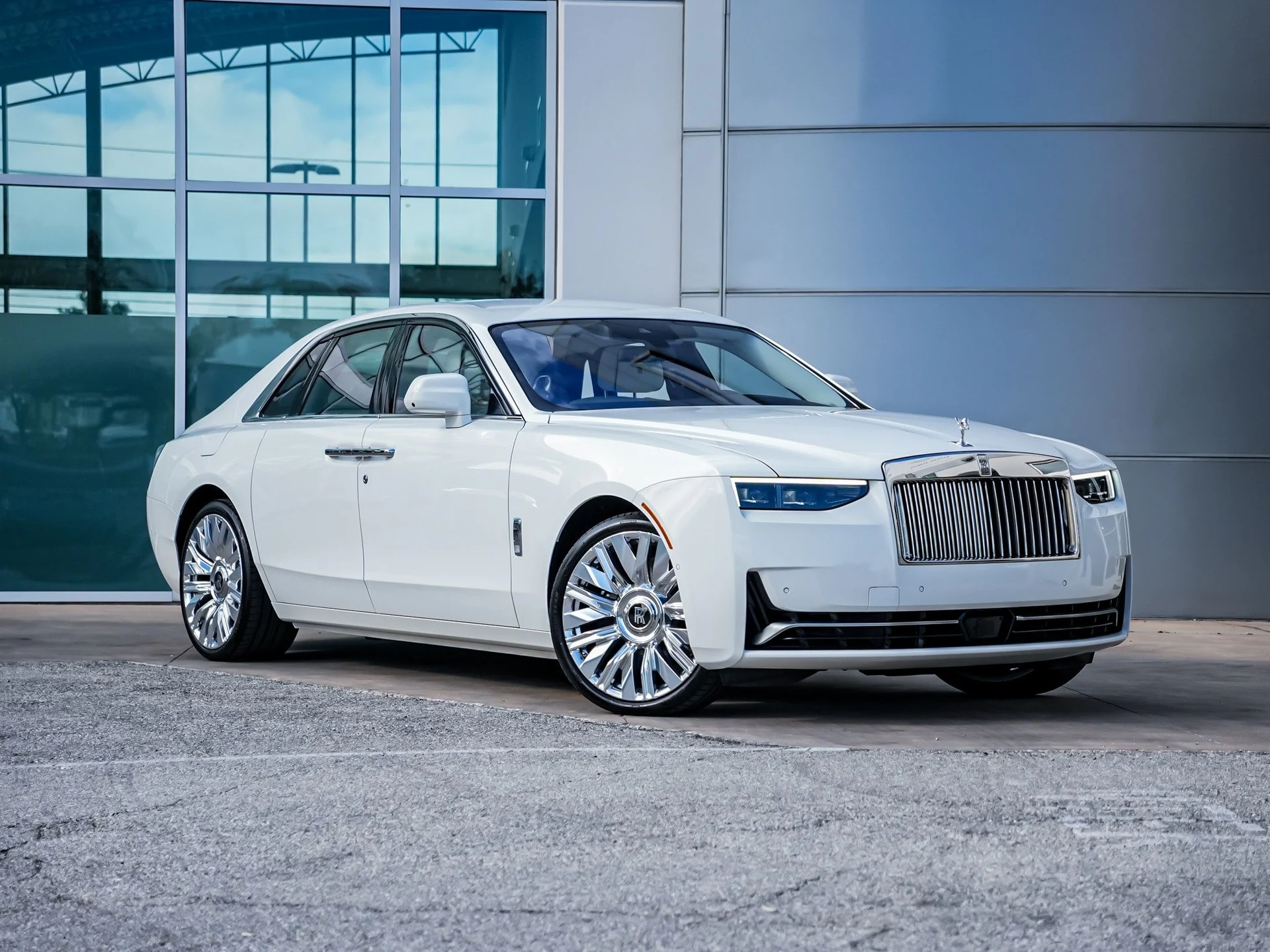 mph000_1290164250_Hi_Tech_Luxury_Imports_LLC_SCA_23_GZ_00_VU_236165_image_0_6b721032b9
