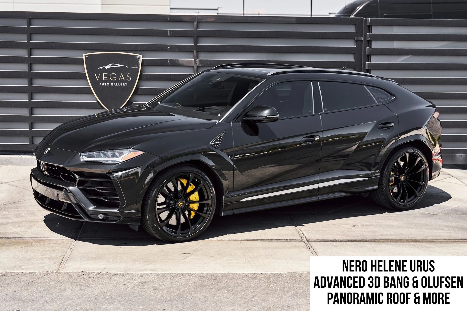 mph000_1310435577_Used_2022_Lamborghini_Urus_Base_1785209630_19c3060330