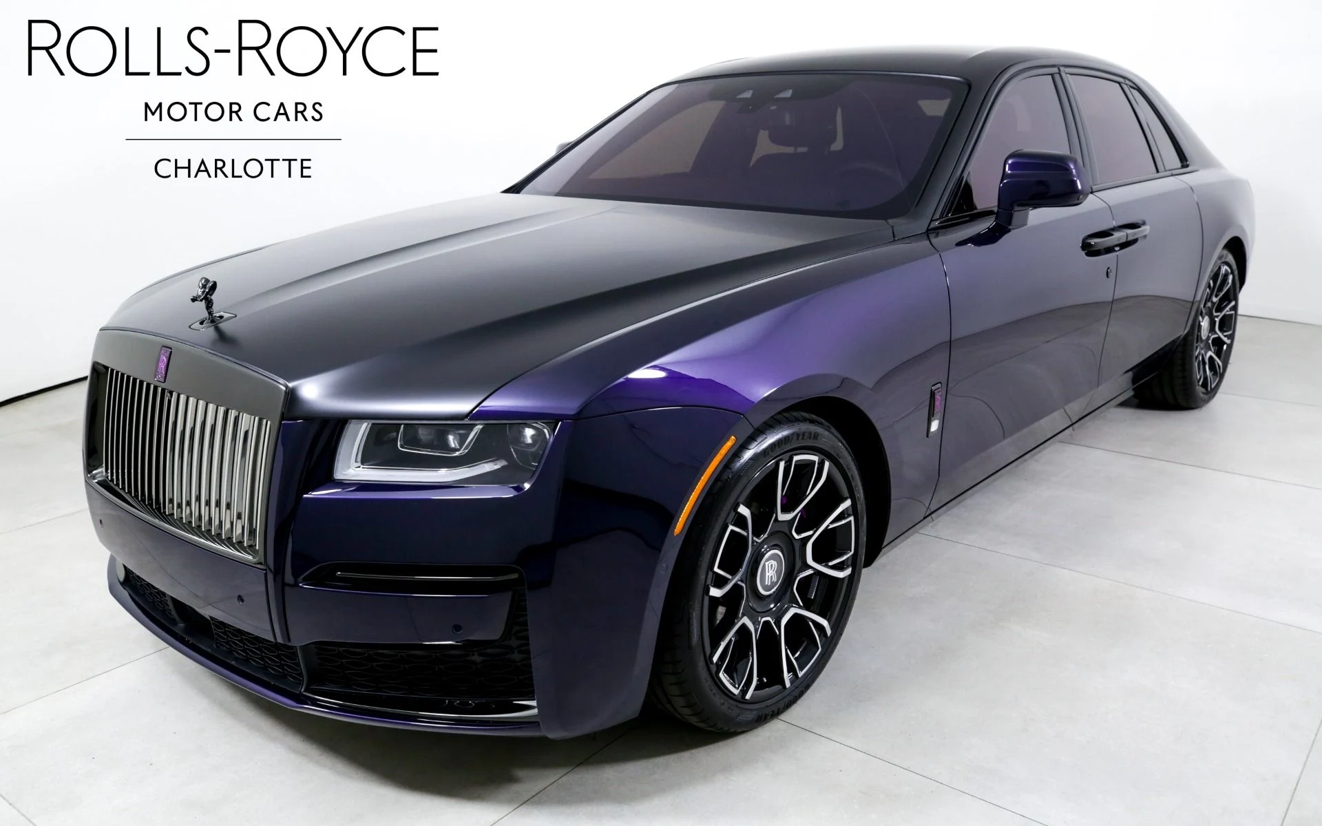 mph000_136424250_Used_2024_Rolls_Royce_Black_Badge_Ghost_1744408083_b2e4c68af6