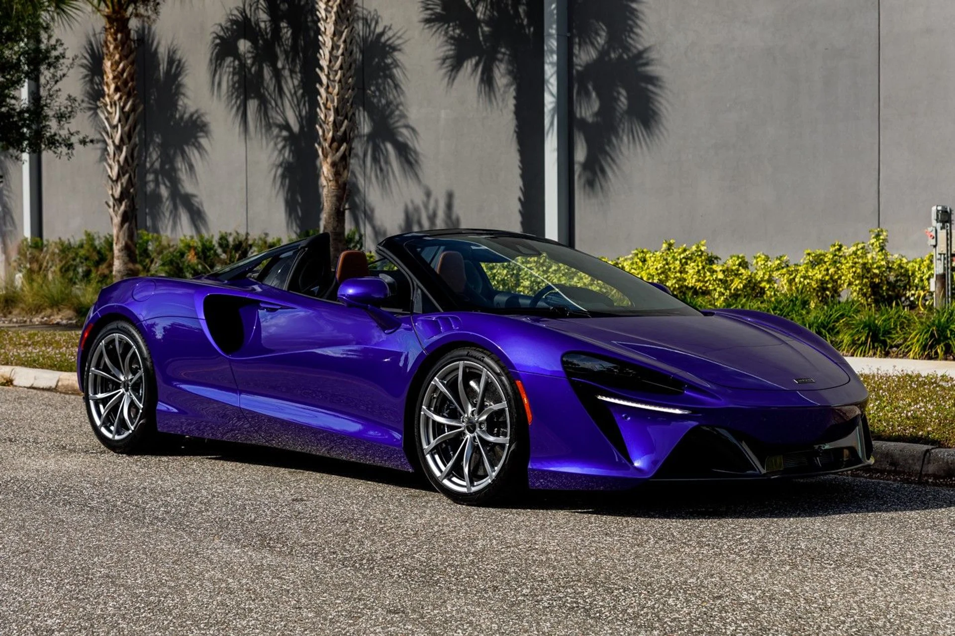 mph000_1367009436_620_main_l_61250ca8d0