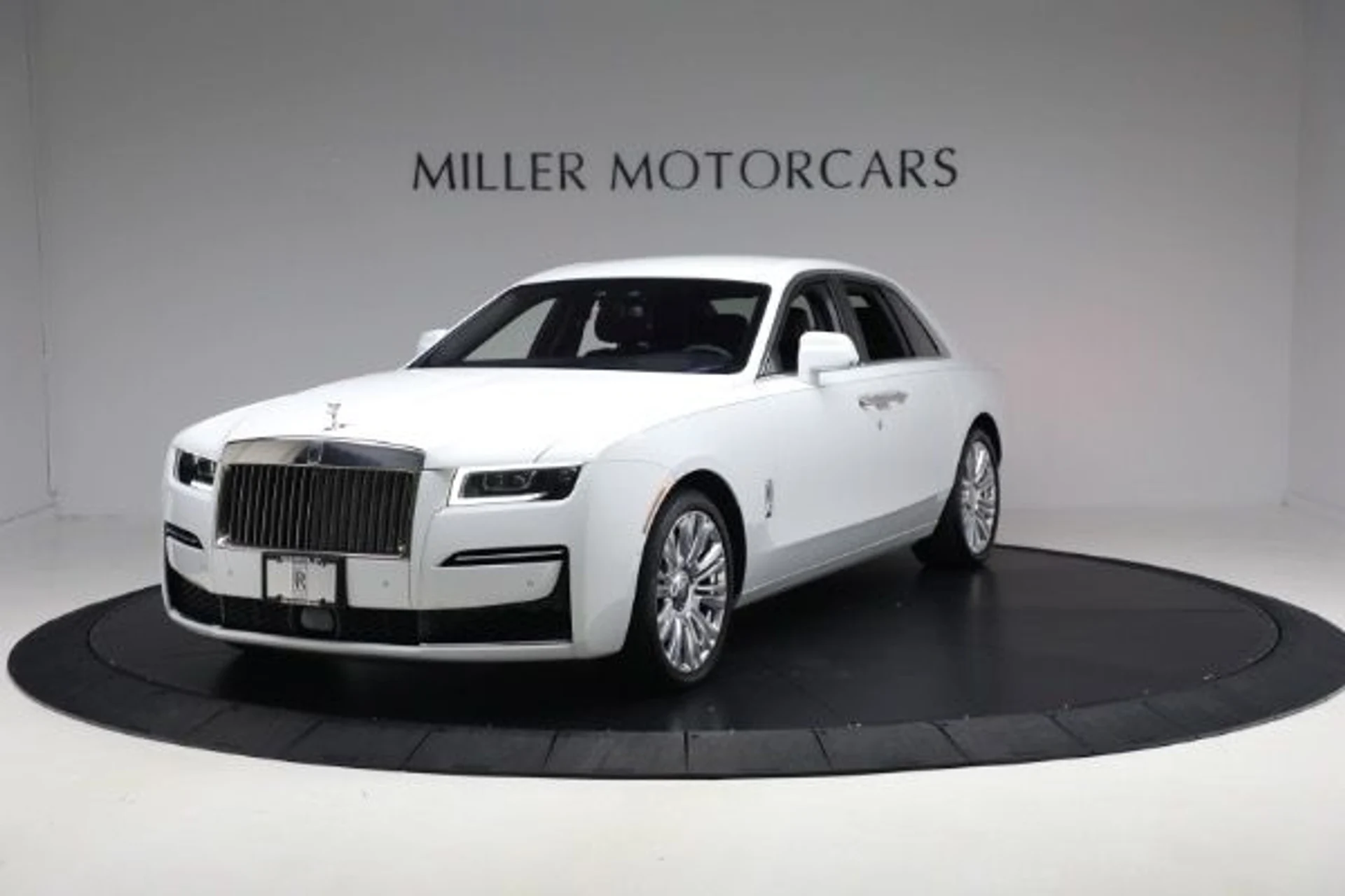 mph000_1376383589_Used_2021_Rolls_Royce_Ghost_ceea383ffc
