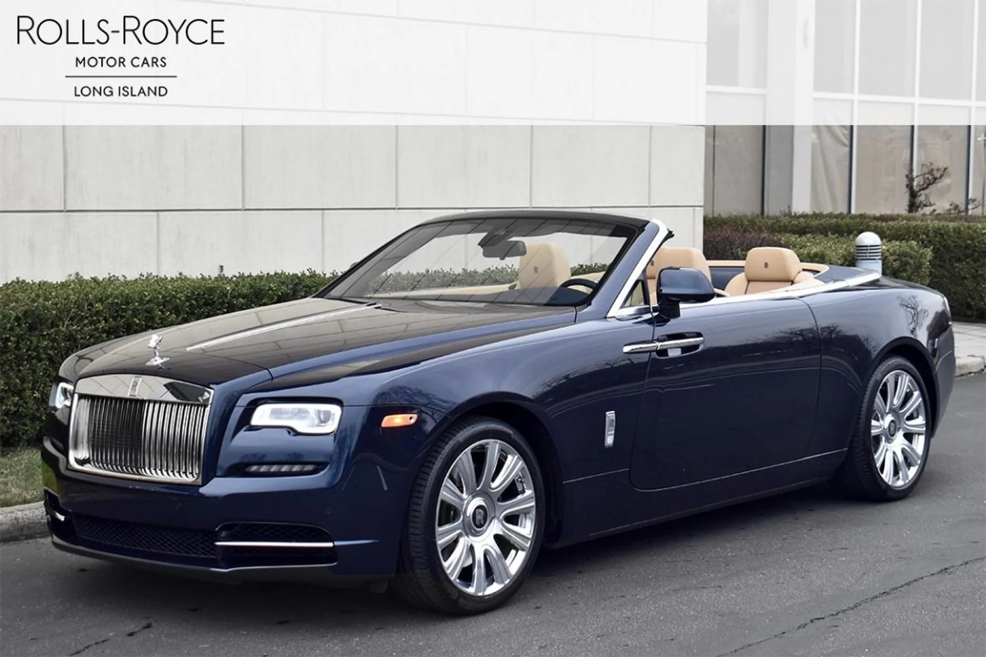 mph000_1391806445_Used_2019_Rolls_Royce_Dawn_1793138186_34717e9709
