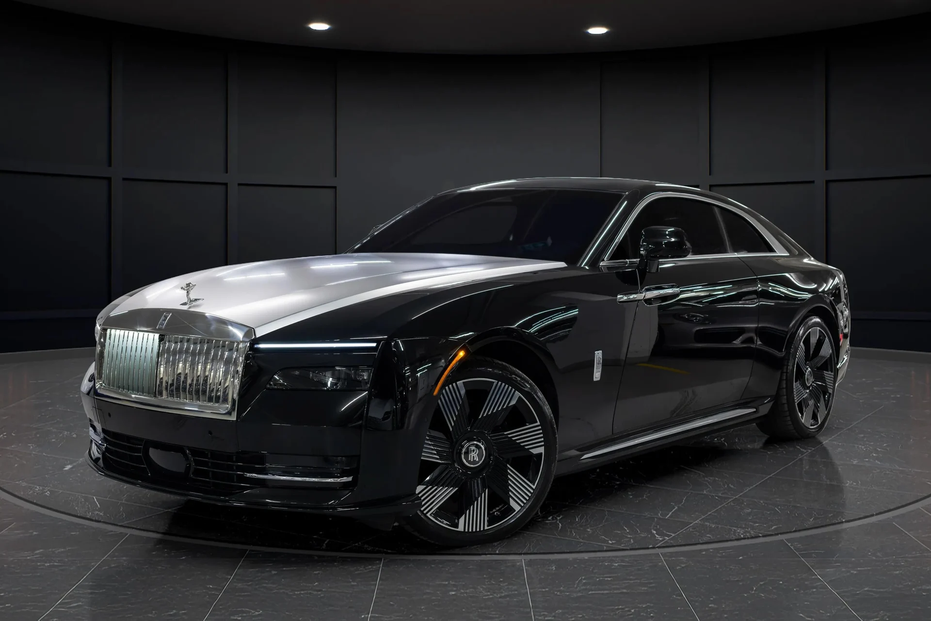 mph000_1396169896_75852b13_af0b_4f7e_a1d3_bbfea78eed30_202420_Rolls_Royce20_Spectre2028_SCATK_2_C04_RU_22313629_1_6e60678ea5