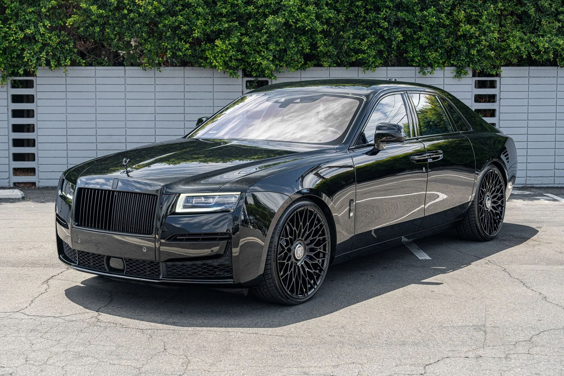 mph000_1407002579_Used_2022_Rolls_Royce_Ghost_1753158268_dac7e9dfb1