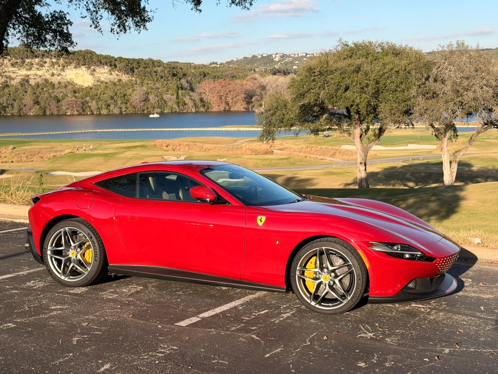 mph000_1408130194_Used_2023_Ferrari_Roma_1767722055_203e4e3597