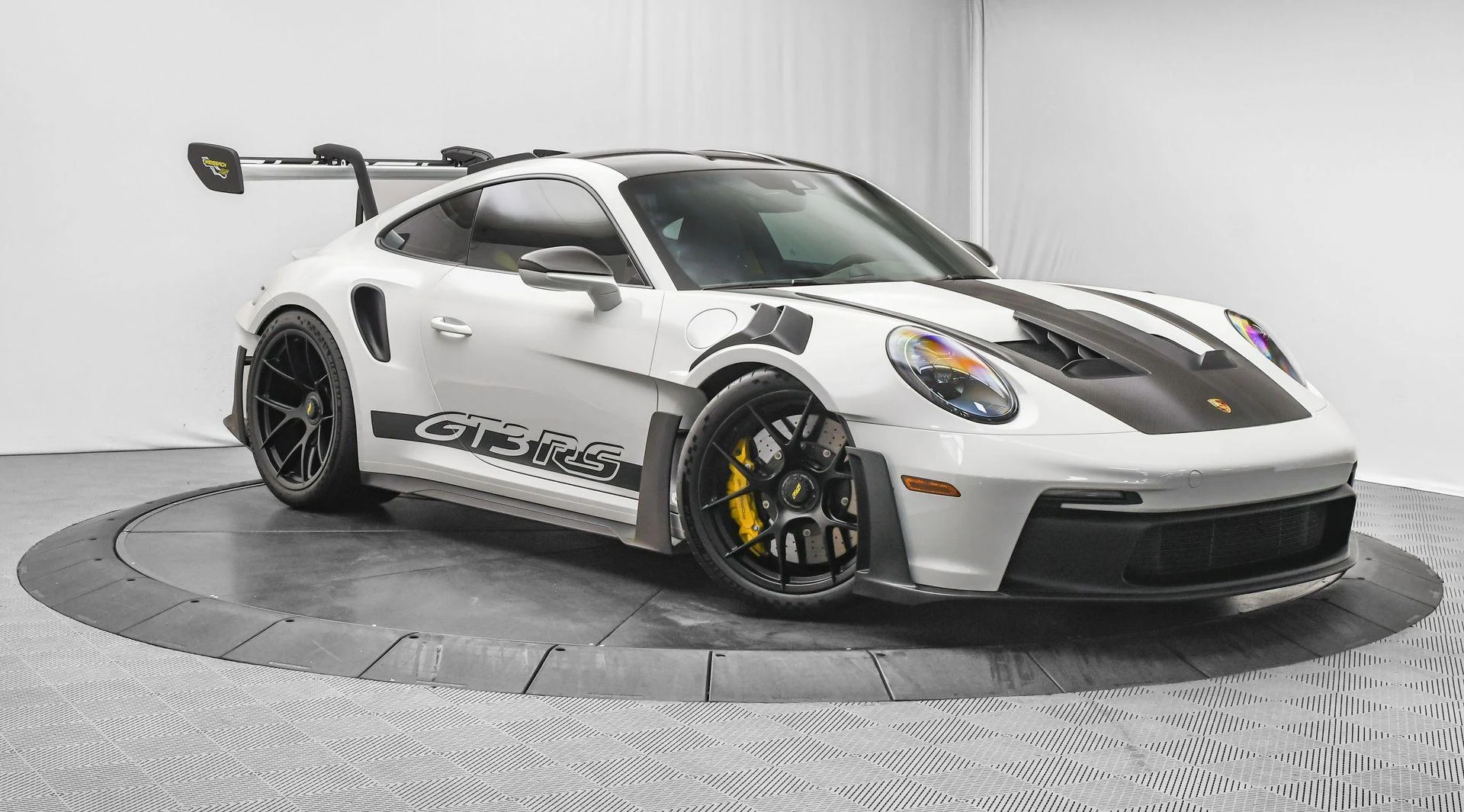 mph000_1467855090_Used_2025_Porsche_911_GT_3_RS_1757454167_d40fcb1dcf