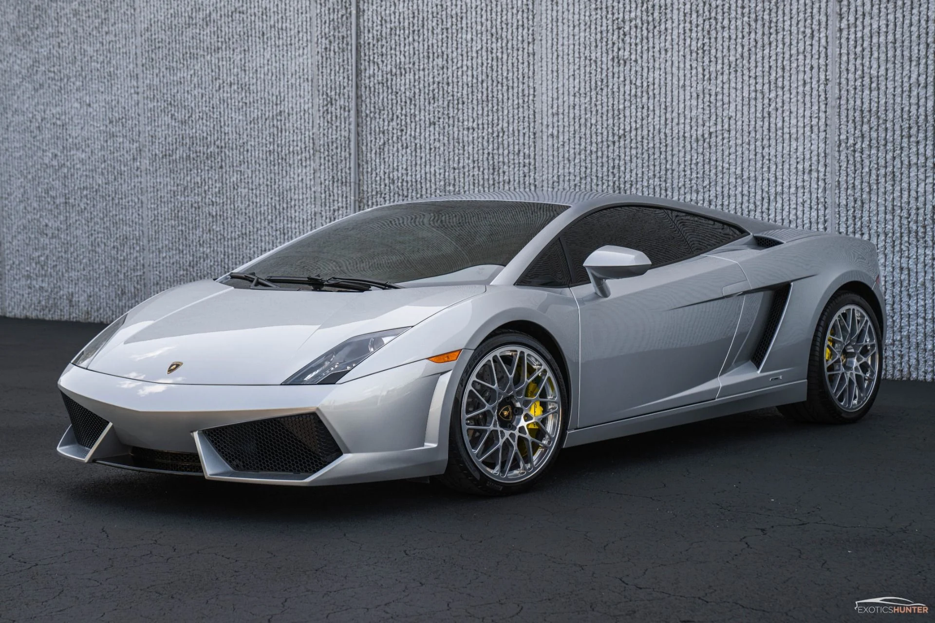 mph000_1485353245_Used_2010_Lamborghini_Gallardo_LP_560_4_in_Grigio_Telasso_w_Carbon_Ceramic_Brakes_1762876983_d1eb4ee2fe