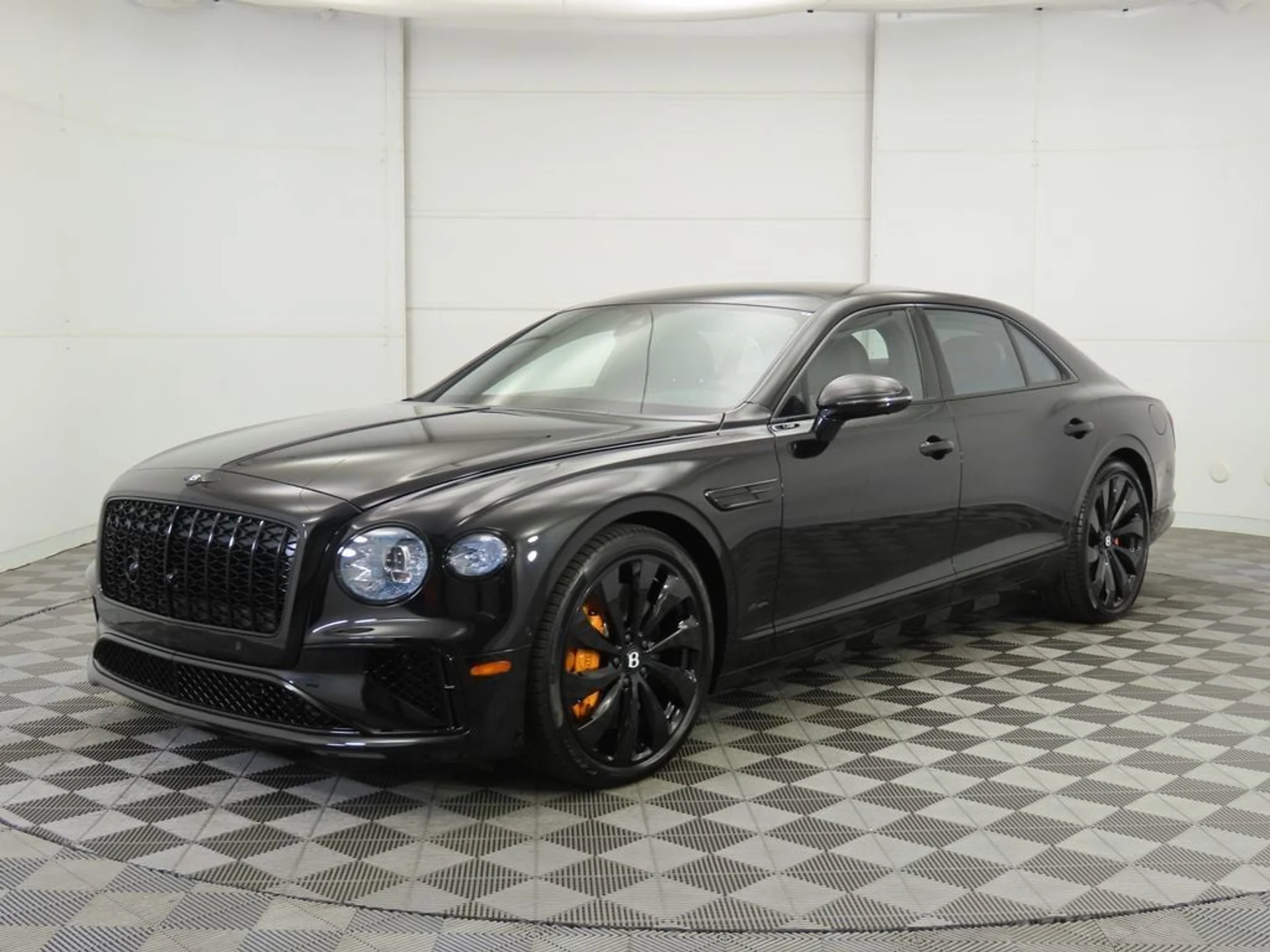 mph000_1493806259_new_2025_bentley_flying_spur_8119_22943437_1_1024_52f7c36f90