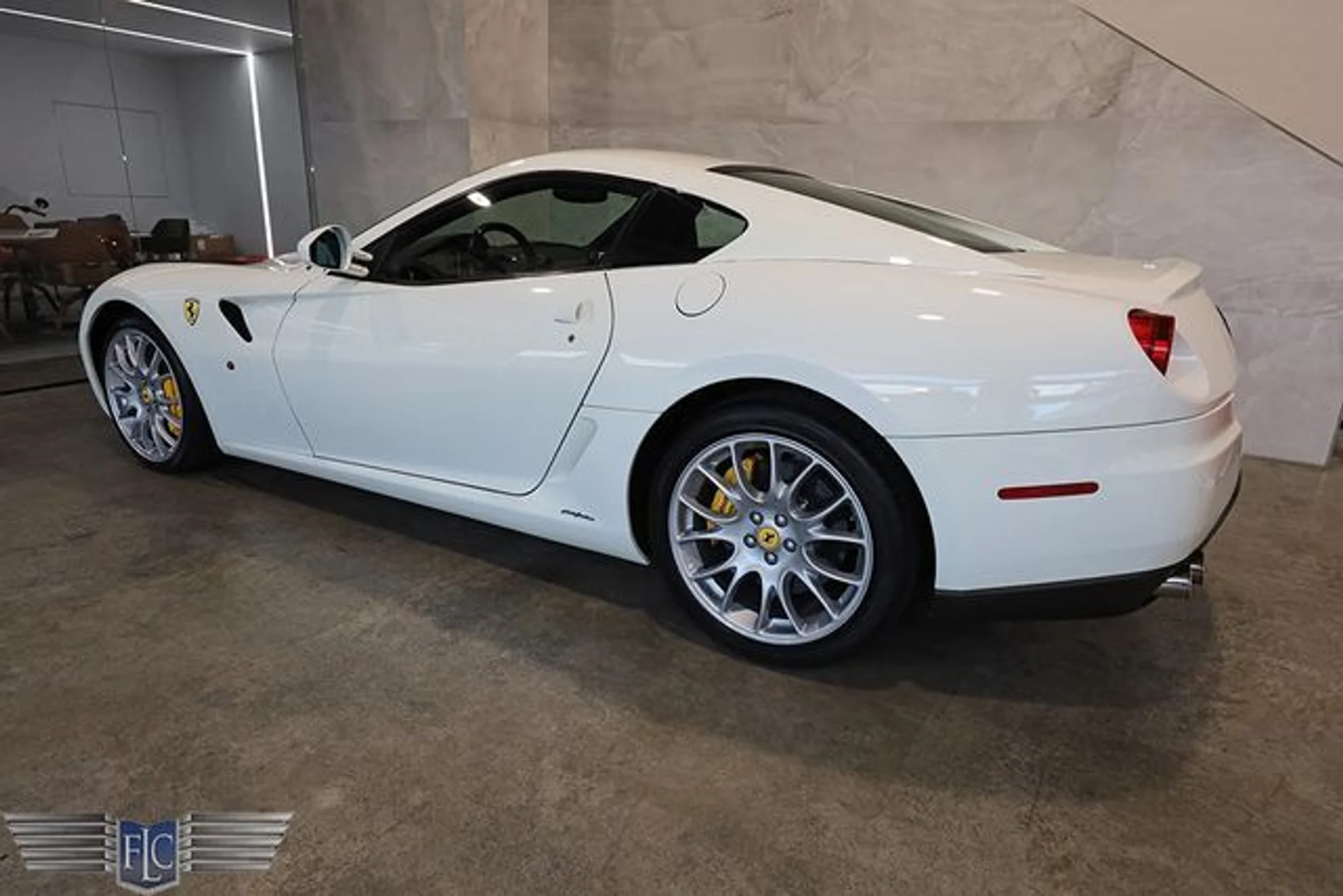 mph000_1510603706_used_2011_ferrari_599_2drcoupegtbfiorano_9689_23067510_5_640_6835123b19
