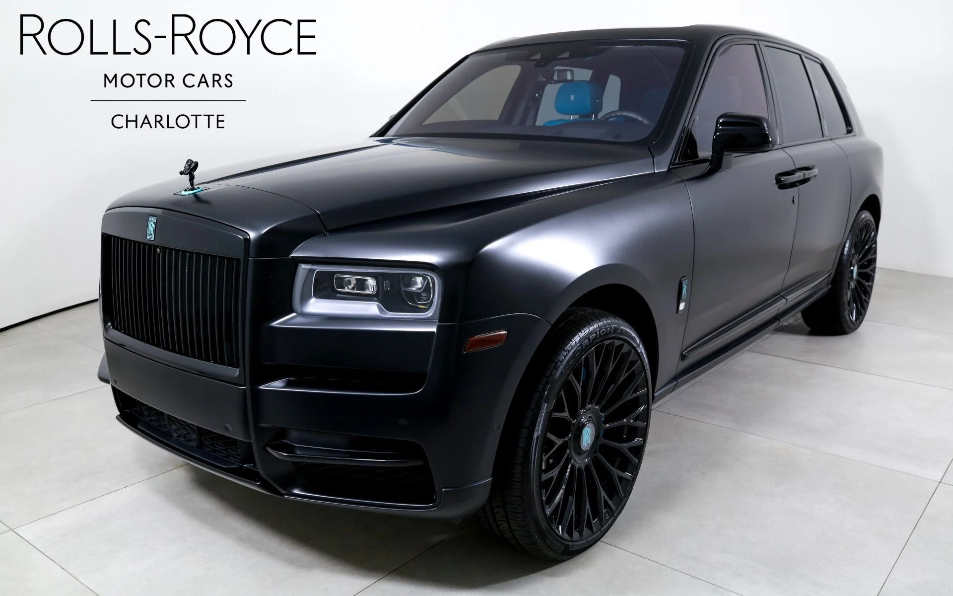 mph000_1512638357_Used_2024_Rolls_Royce_Cullinan_1789421269_dcd423b827