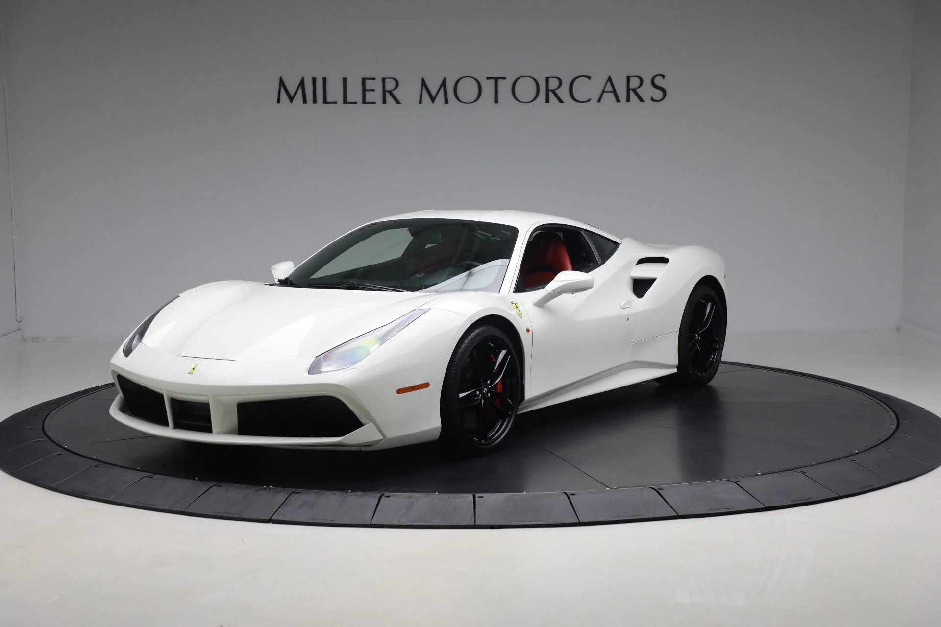 mph000_1516502352_Used_2016_Ferrari_488_GTB_66c6fcdba9
