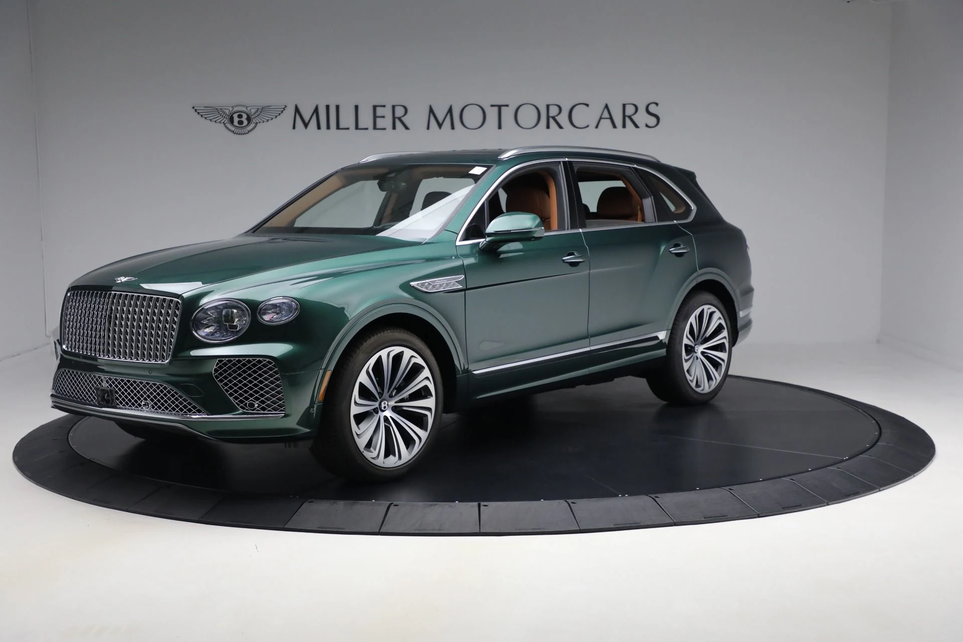 mph000_155548198_New_2025_Bentley_Bentayga_Atelier_V8_0039b0e0ab