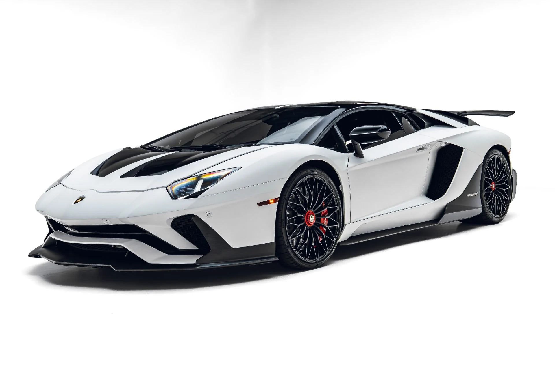 mph000_1567573506_Used_2018_Lamborghini_Aventador_LP_740_4_S_1783639861_3fb2bf869c