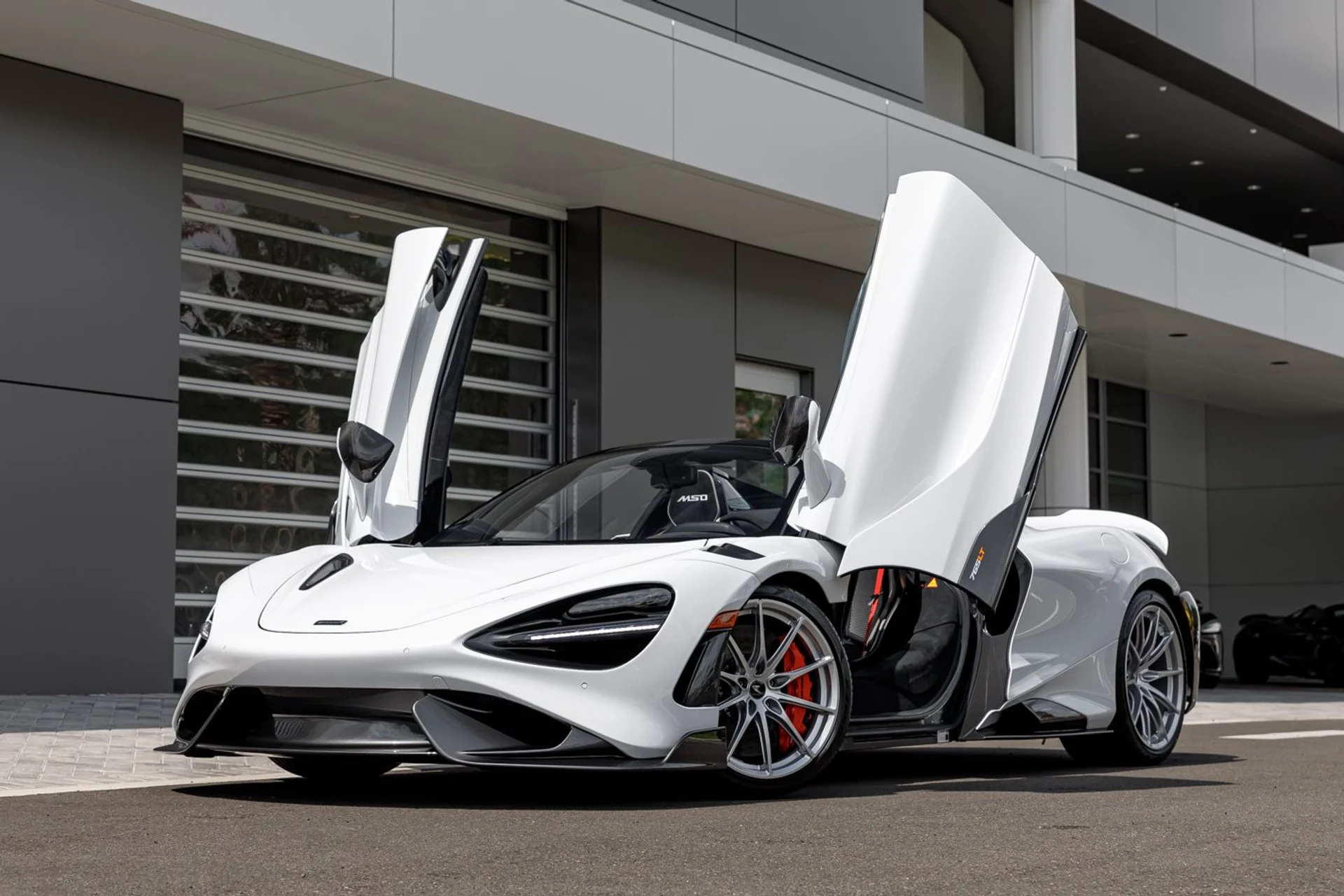 mph000_1572754254_Used_2022_Mc_Laren_765_LT_Spider_d98a88d816