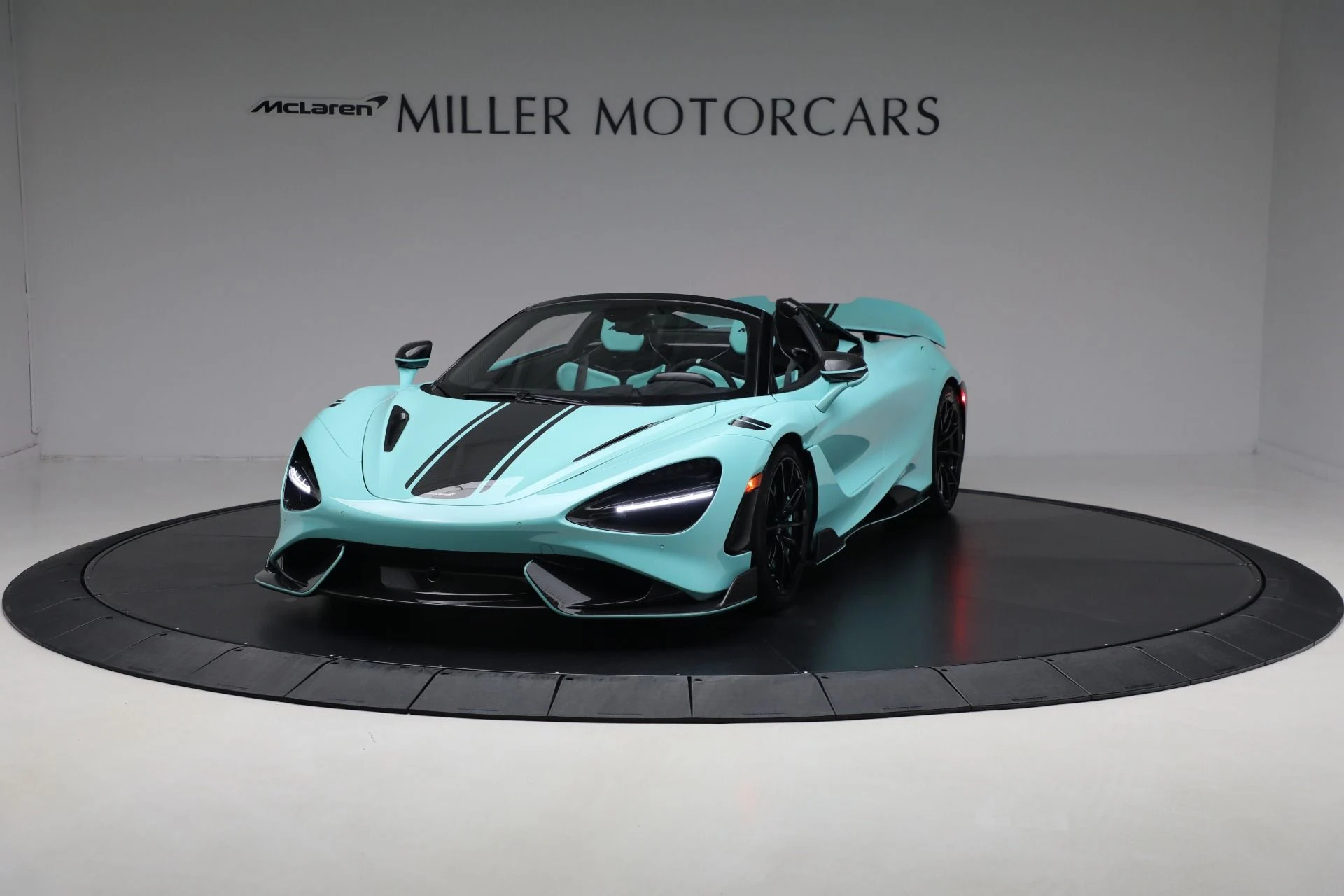 mph000_1586773653_Used_2022_Mc_Laren_765_LT_Spider_5b8b265bab