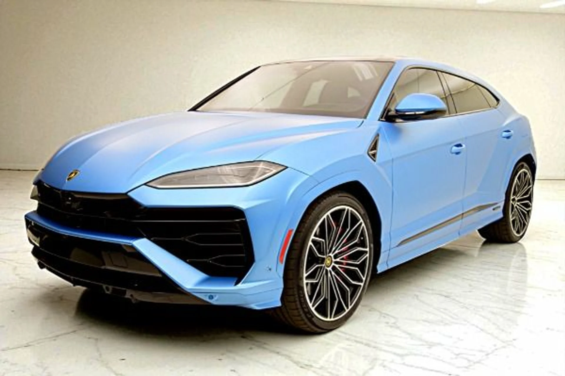 mph000_1604384825_Used_2025_Lamborghini_Urus_SE_660a470dce