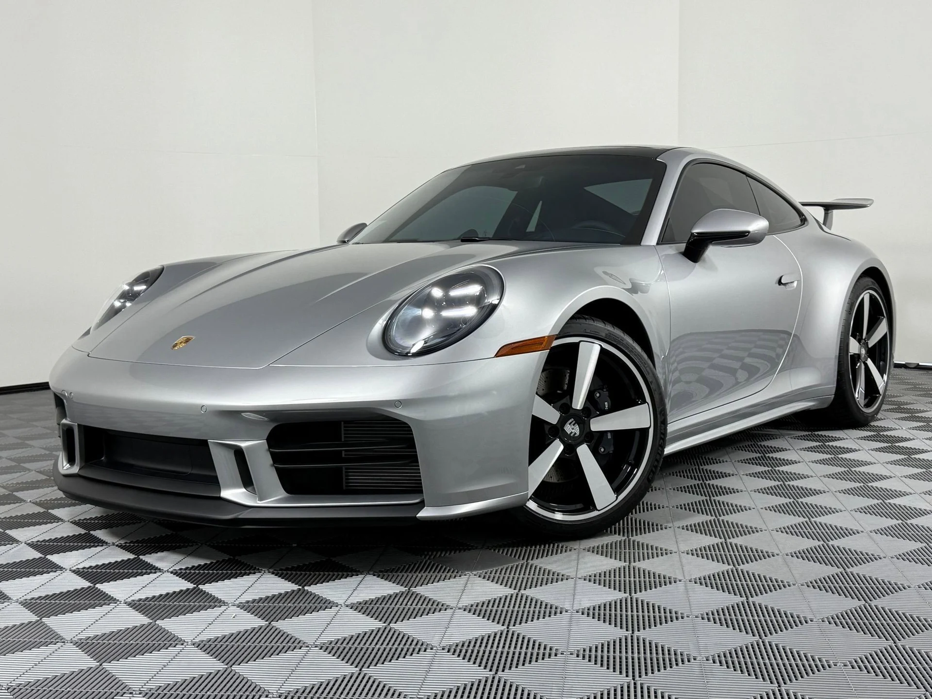 mph000_1615956286_6dfe68c7b18207b943e73b1d084206e3x_4a8a43daad