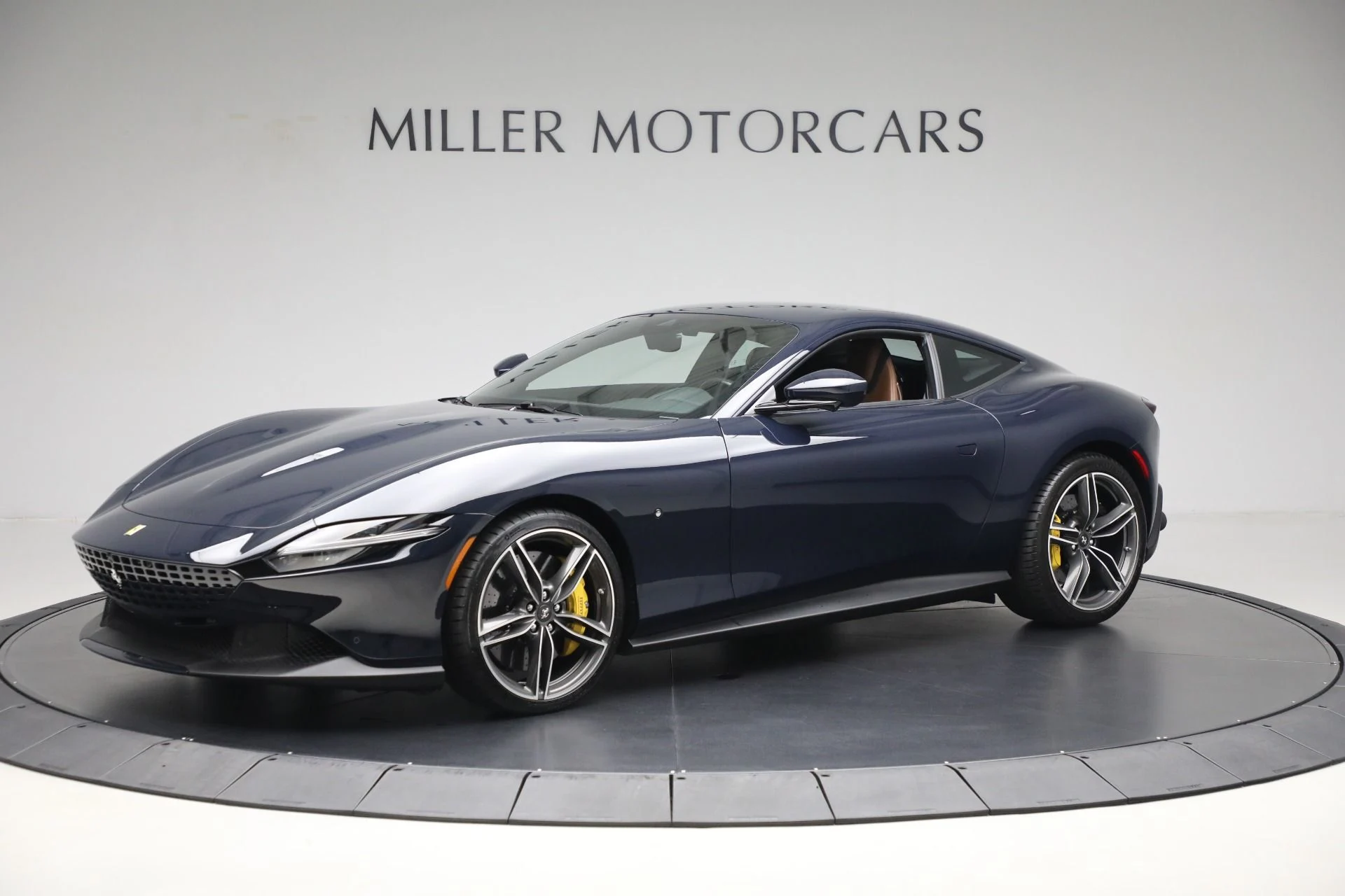 mph000_1618448373_Used_2021_Ferrari_Roma_b529c3e8cb