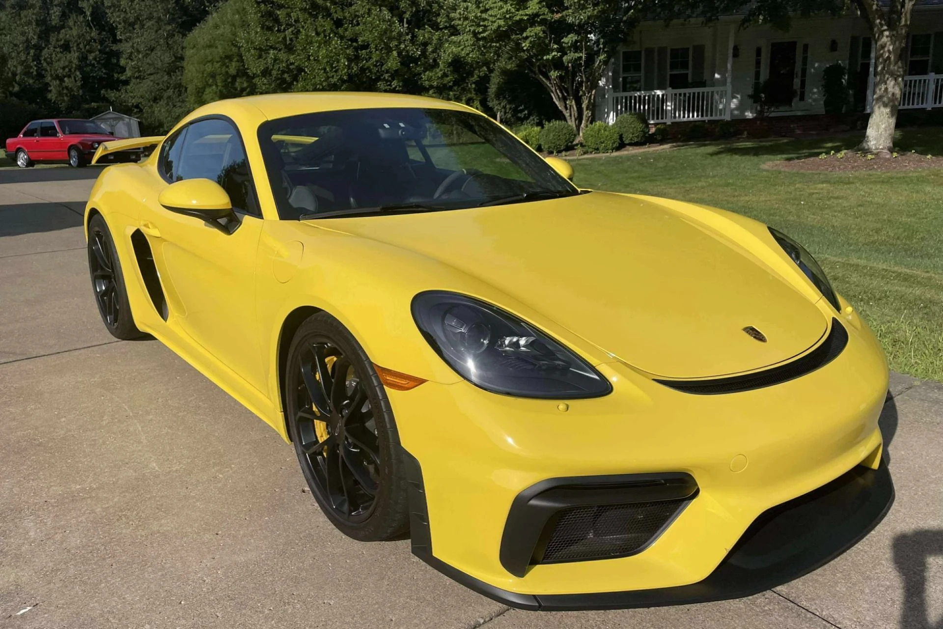 mph000_1623667_Used_2020_Porsche_718_Cayman_GT_4_1753310362_1405748f47