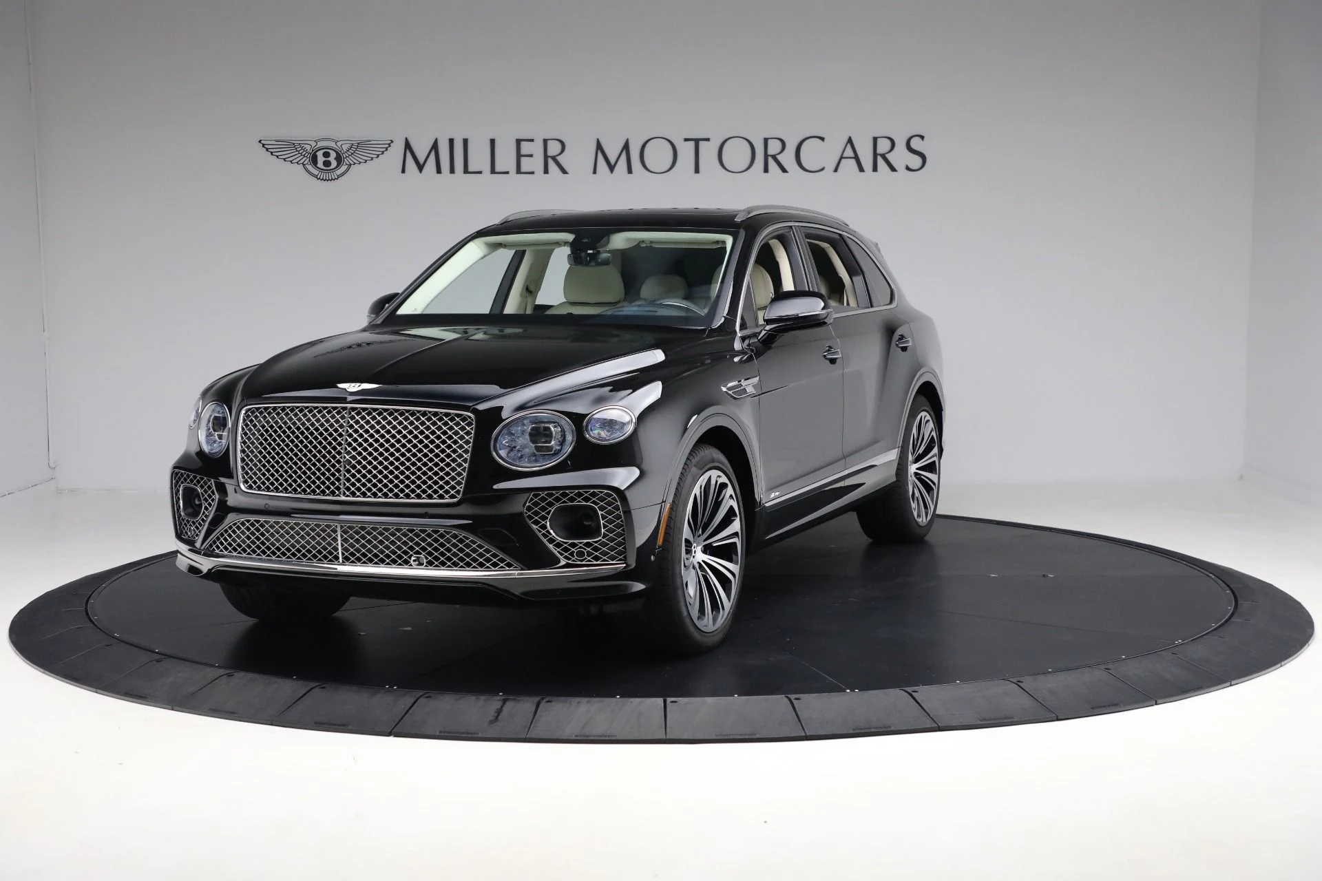 mph000_1627154575_Used_2023_Bentley_Bentayga_Azure_V8_021b690426