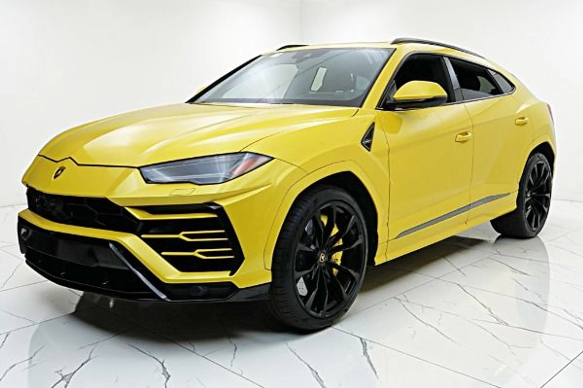 mph000_1637607676_Used_2022_Lamborghini_Urus_SELEZIONE_PRE_OWNED_CERTIFIED_71f64e3334