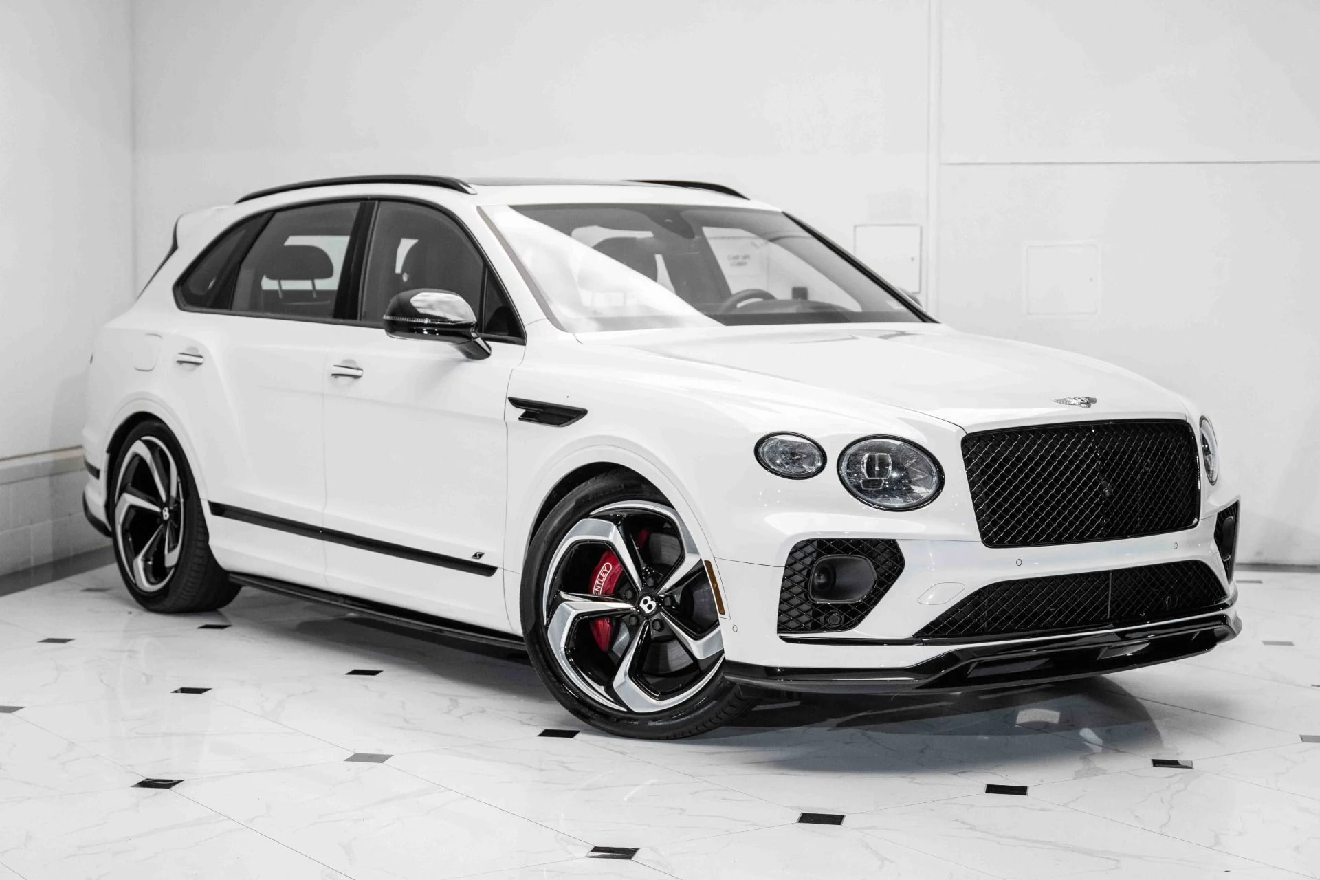 mph000_1648682179_Used_2022_Bentley_Bentayga_S_1725542663_c2f0975f61