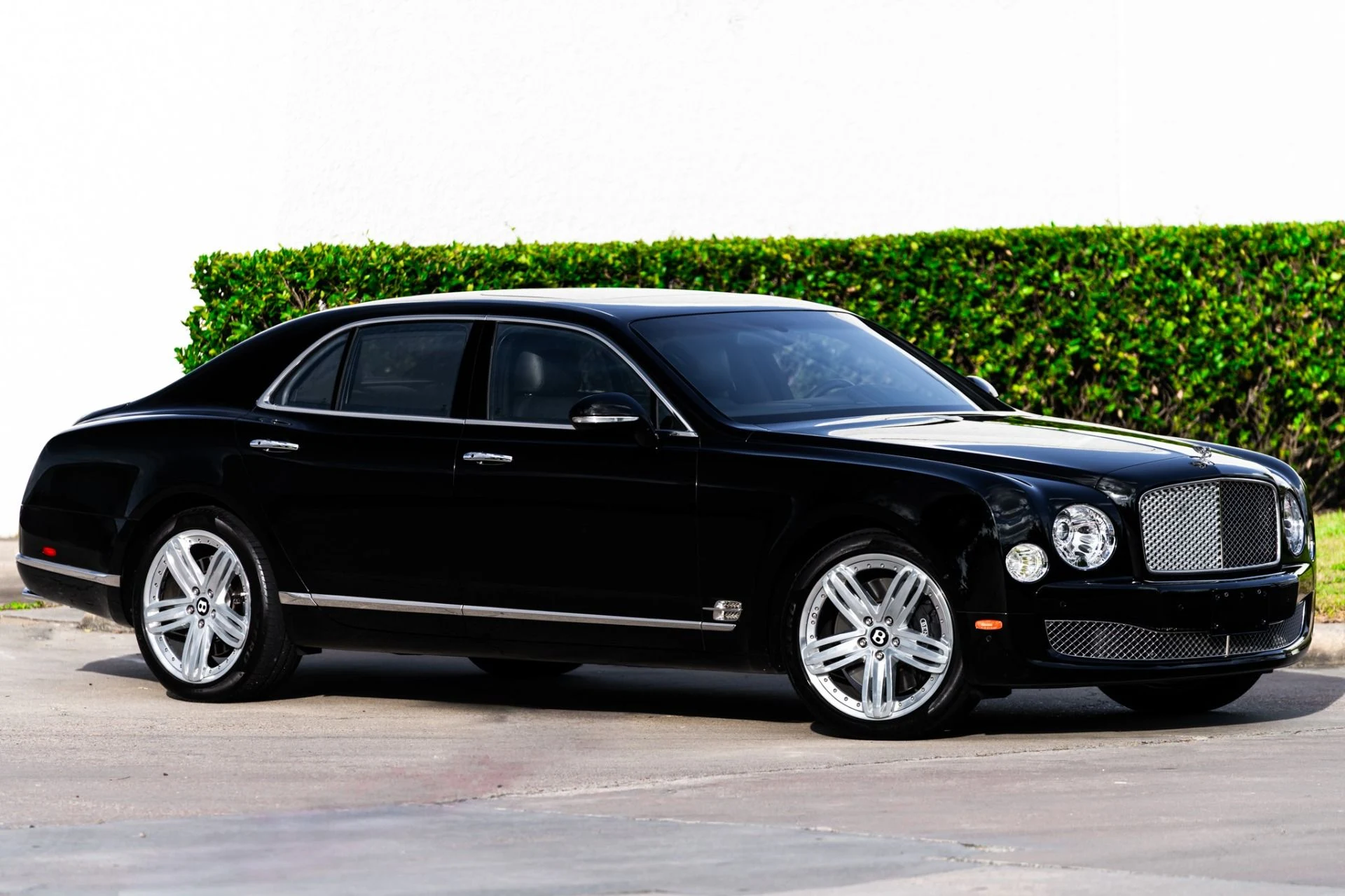 mph000_1650294994_Used_2015_Bentley_Mulsanne_1763677193_a378ae2930
