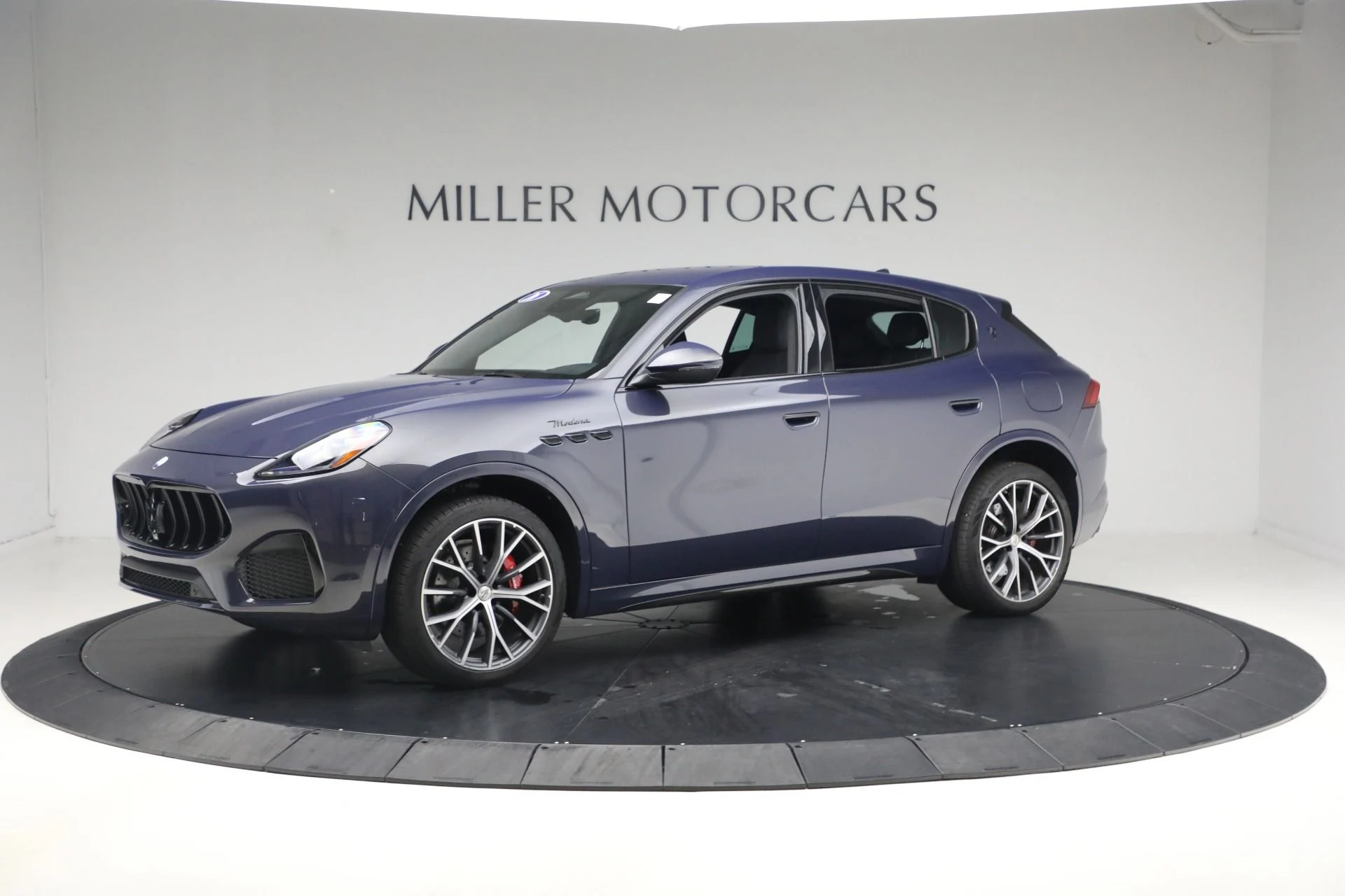 mph000_1664796957_New_2026_Maserati_Grecale_Modena_1790191067_57229f35f2