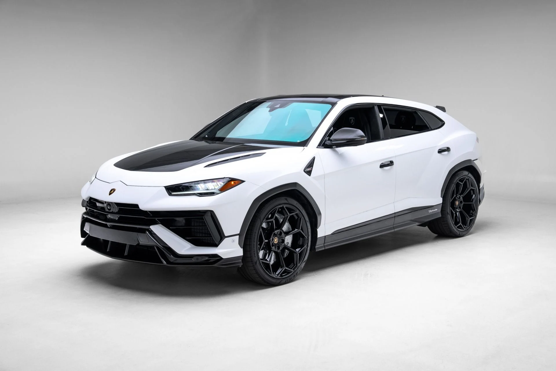 mph000_1668980559_Used_2024_Lamborghini_Urus_Performante_1775146757_a2b4857f8e