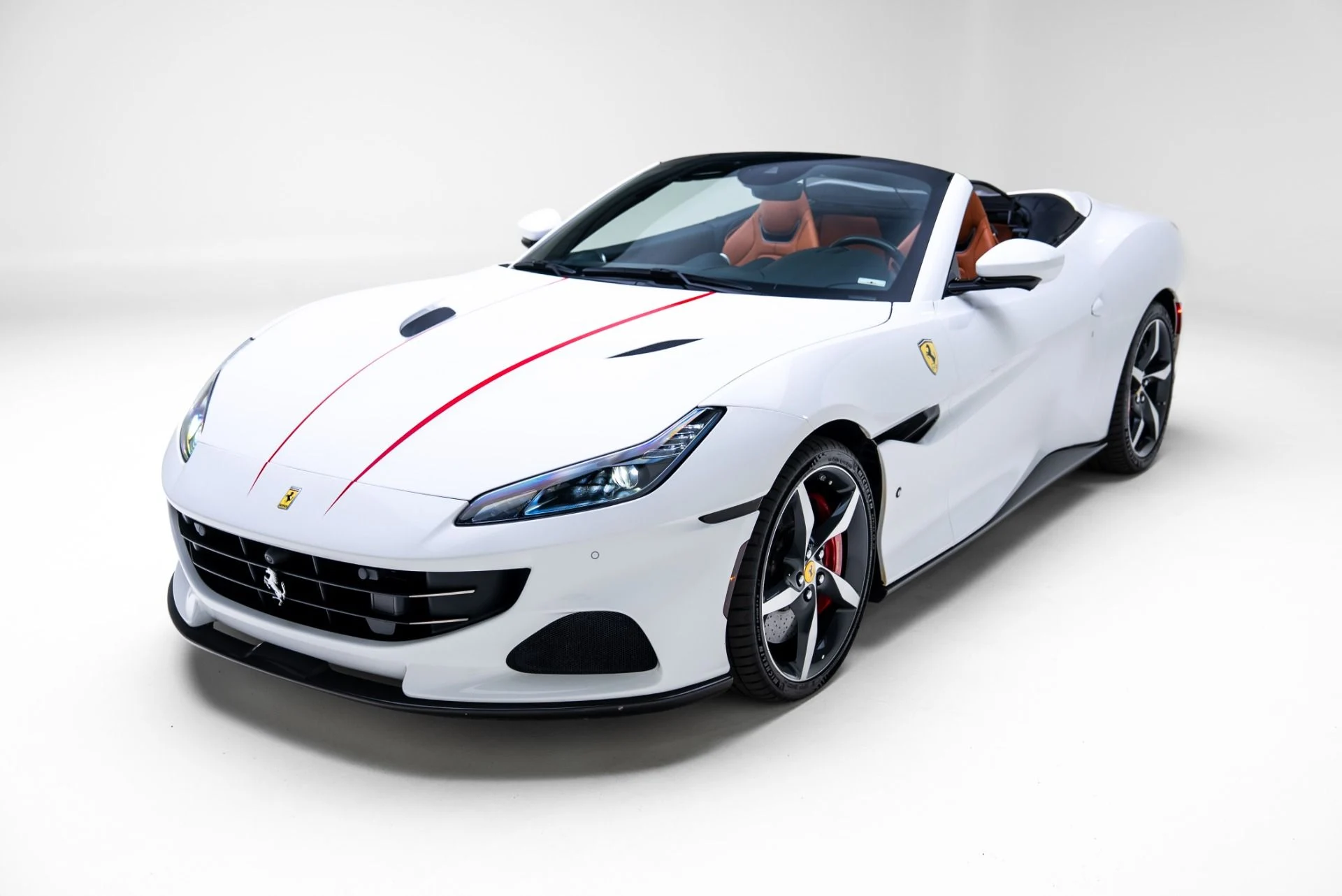 mph000_1673216897_Used_2022_Ferrari_Portofino_M_1769556128_102e1afa3e