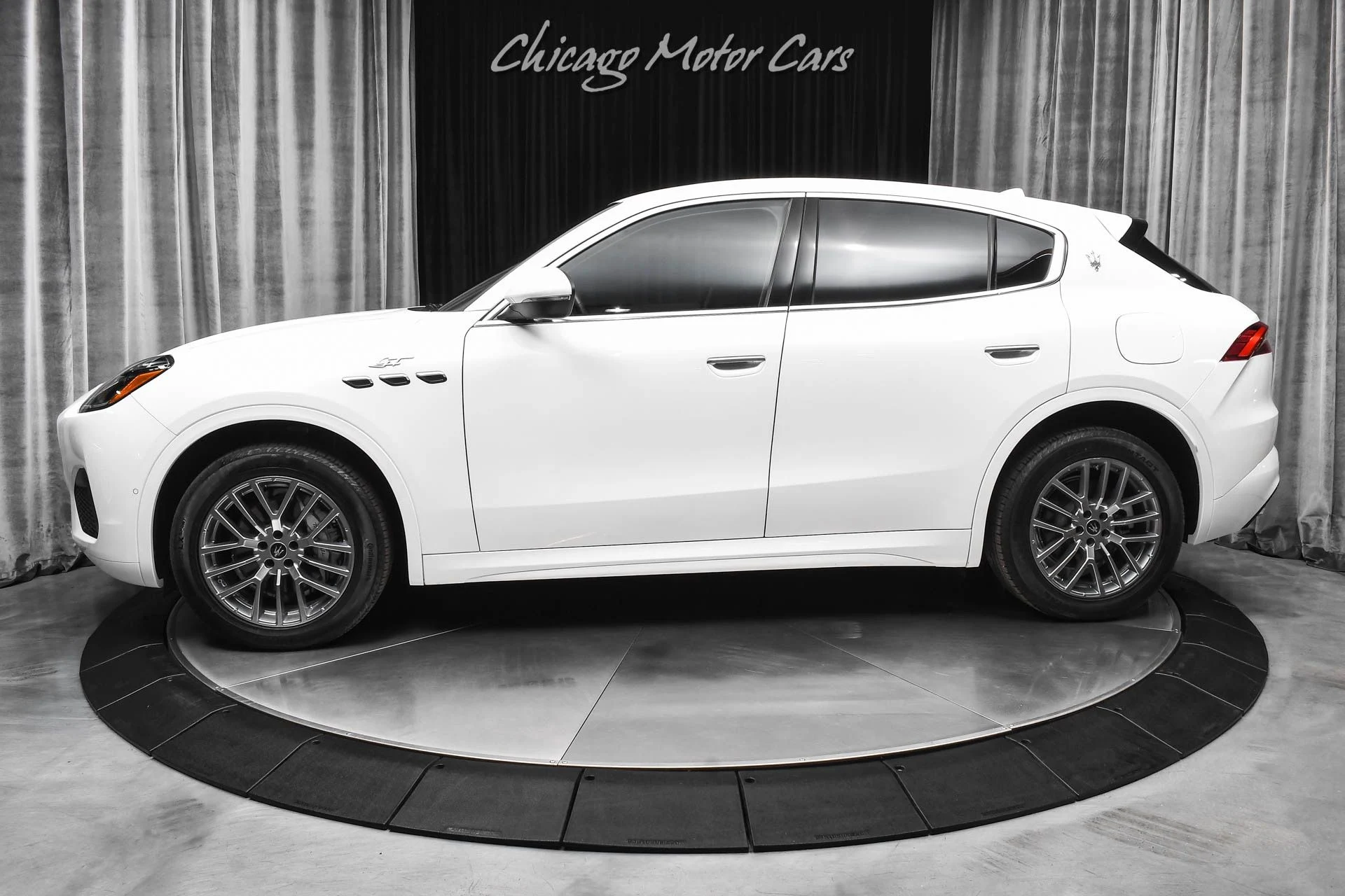 mph000_1676235054_13156_main_l_aa754ada34