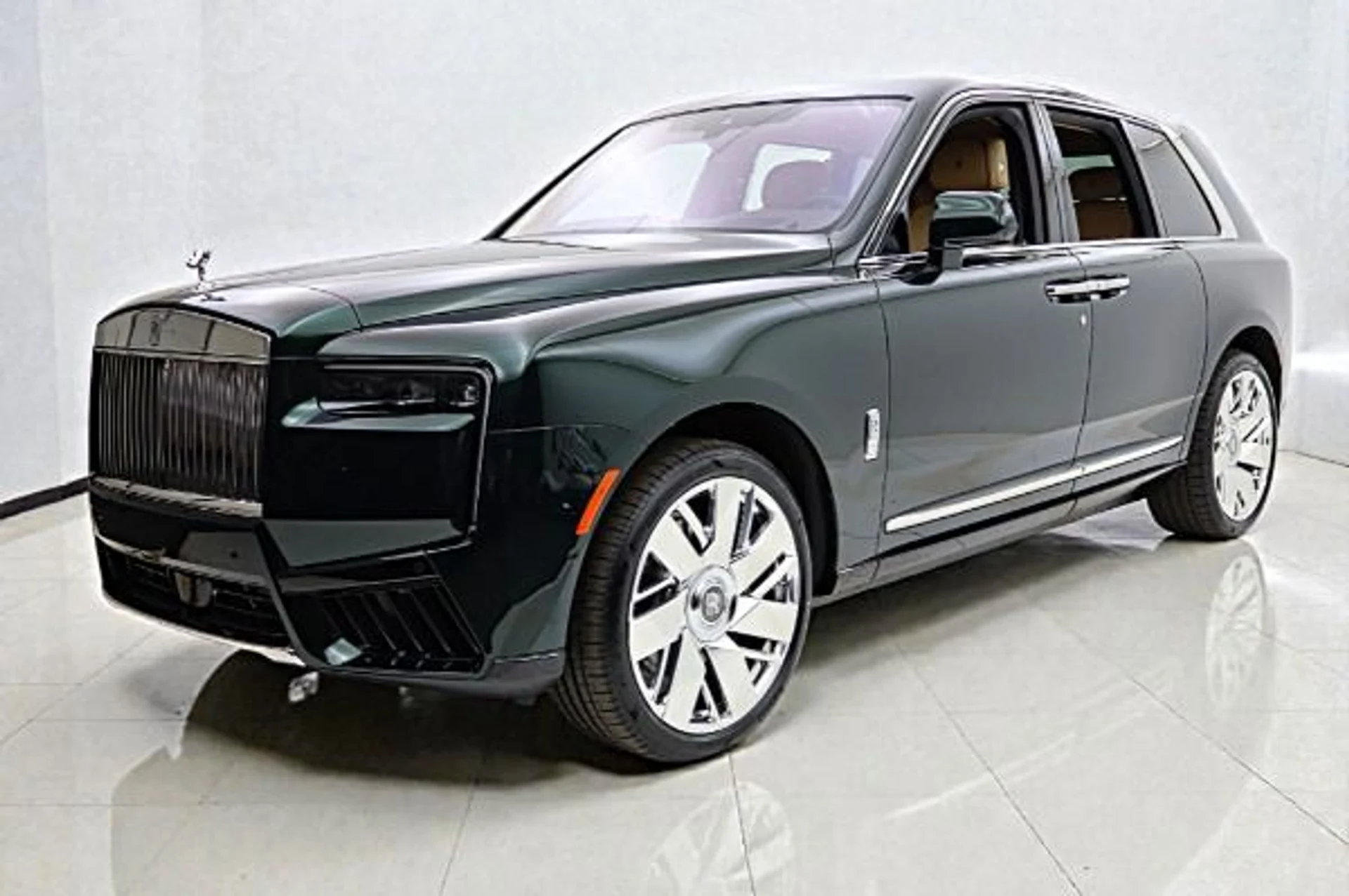 mph000_1680399524_New_2026_Rolls_Royce_Cullinan_4a53028ed6