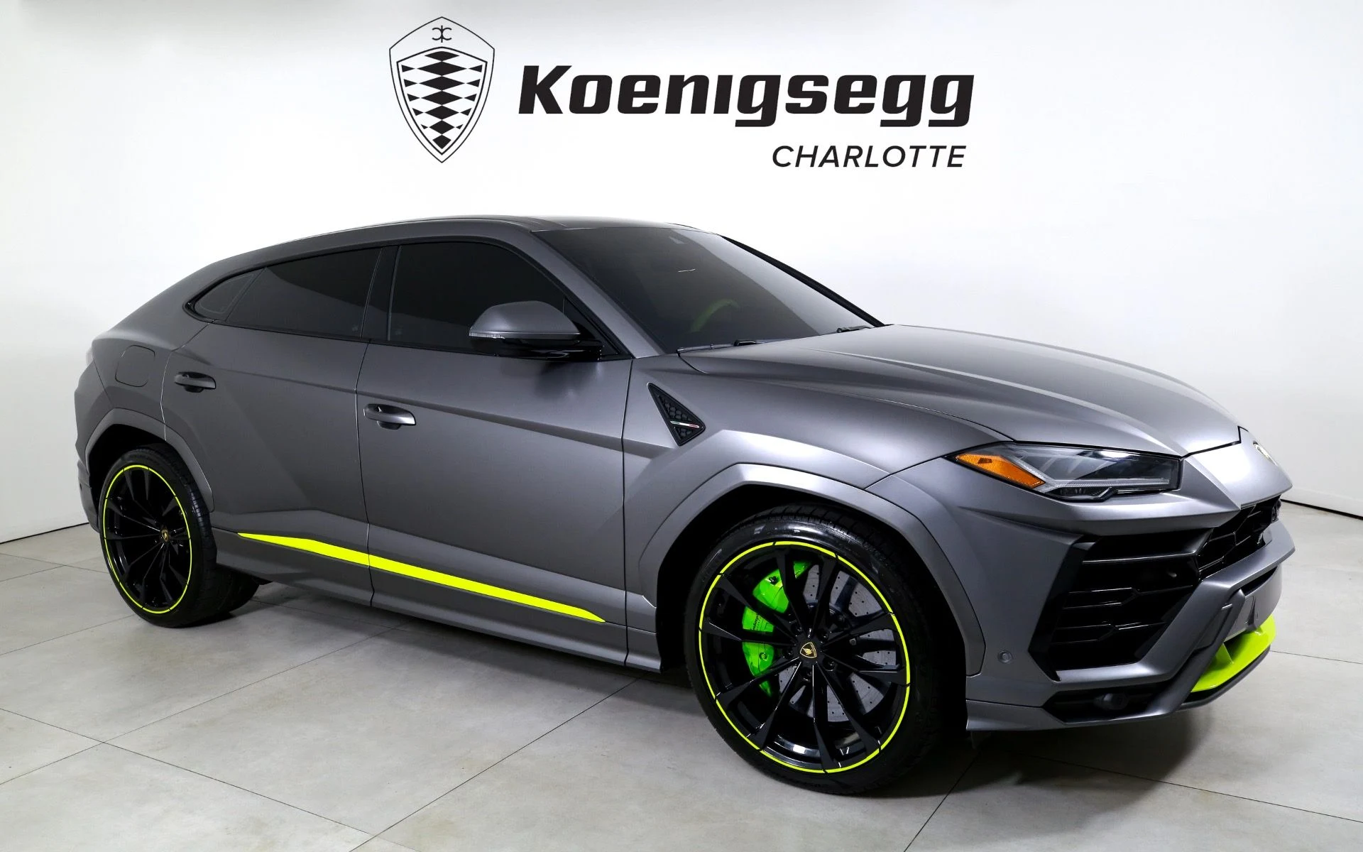mph000_1698534935_Used_2022_Lamborghini_Urus_GRAPHITE_CAPSULE_1761055774_9e88981ce9