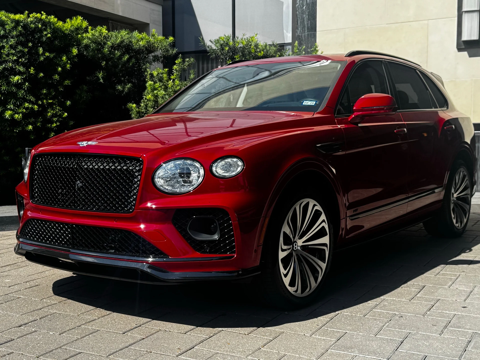 mph000_1762789376_image_1_f2c65f86fb