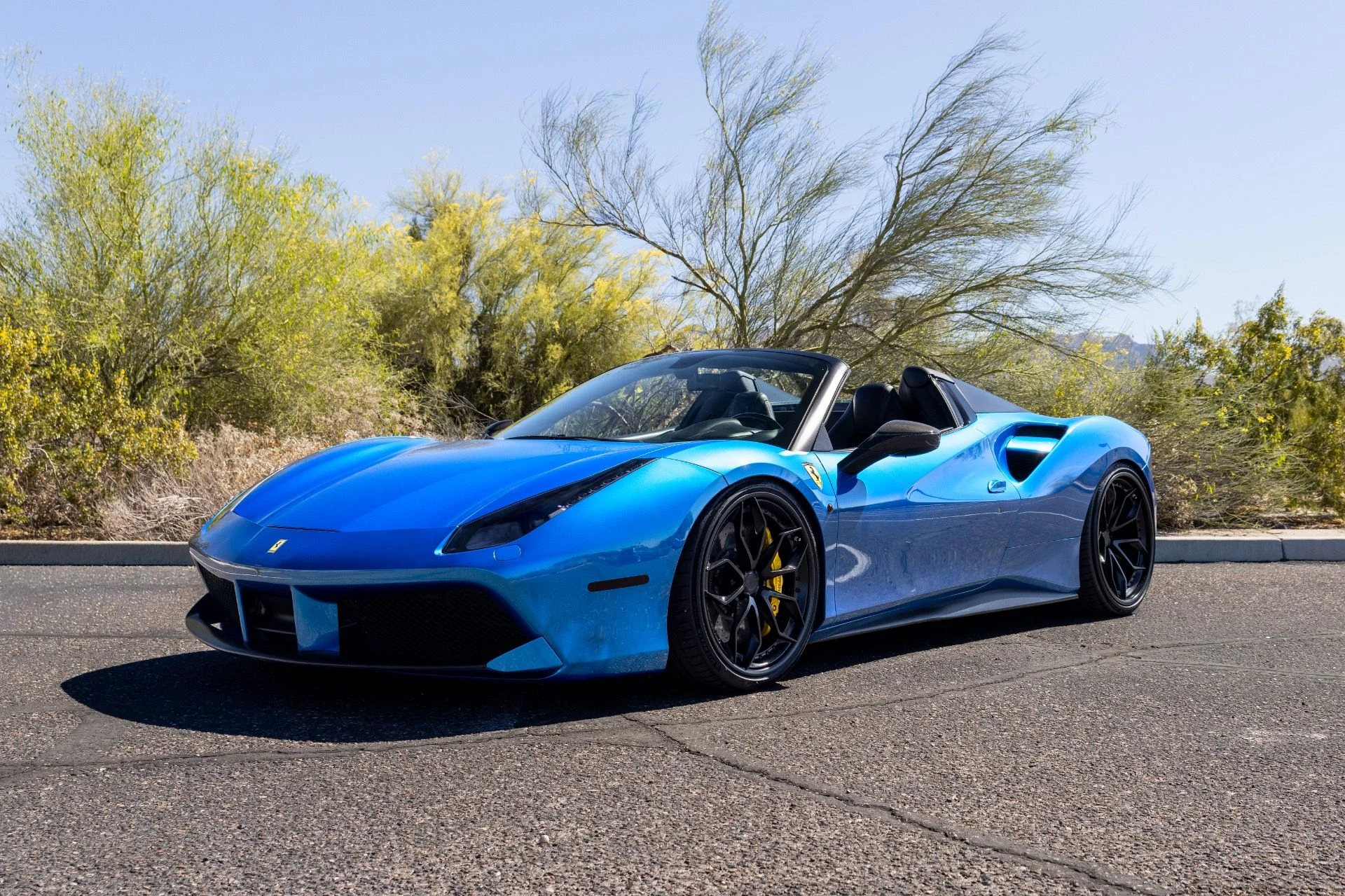 mph000_1774417819_Used_2017_Ferrari_488_Spider_1774722823_d3549e40ad
