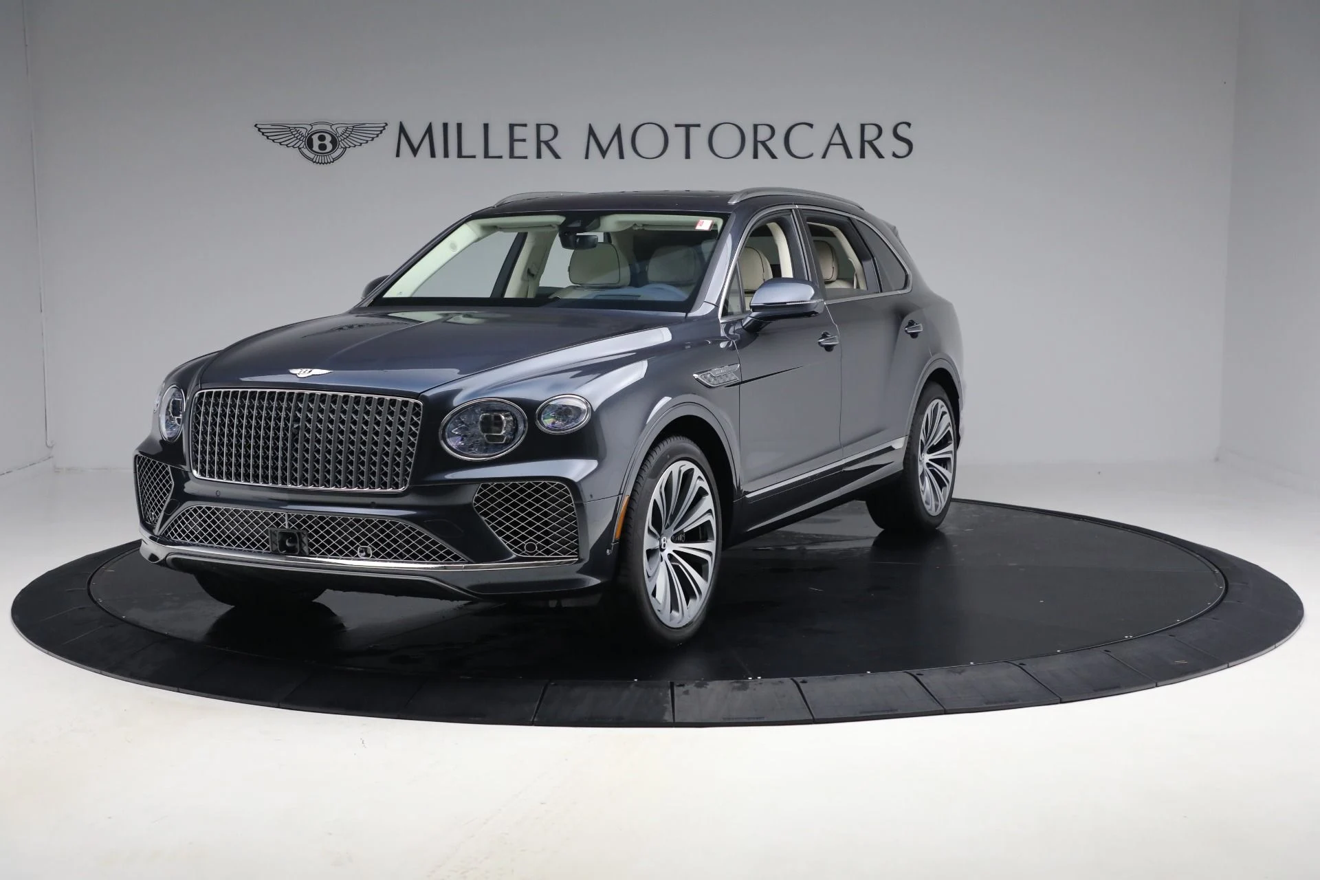 mph000_1779332081_New_2025_Bentley_Bentayga_Atelier_Edition_V8_842eda6f82