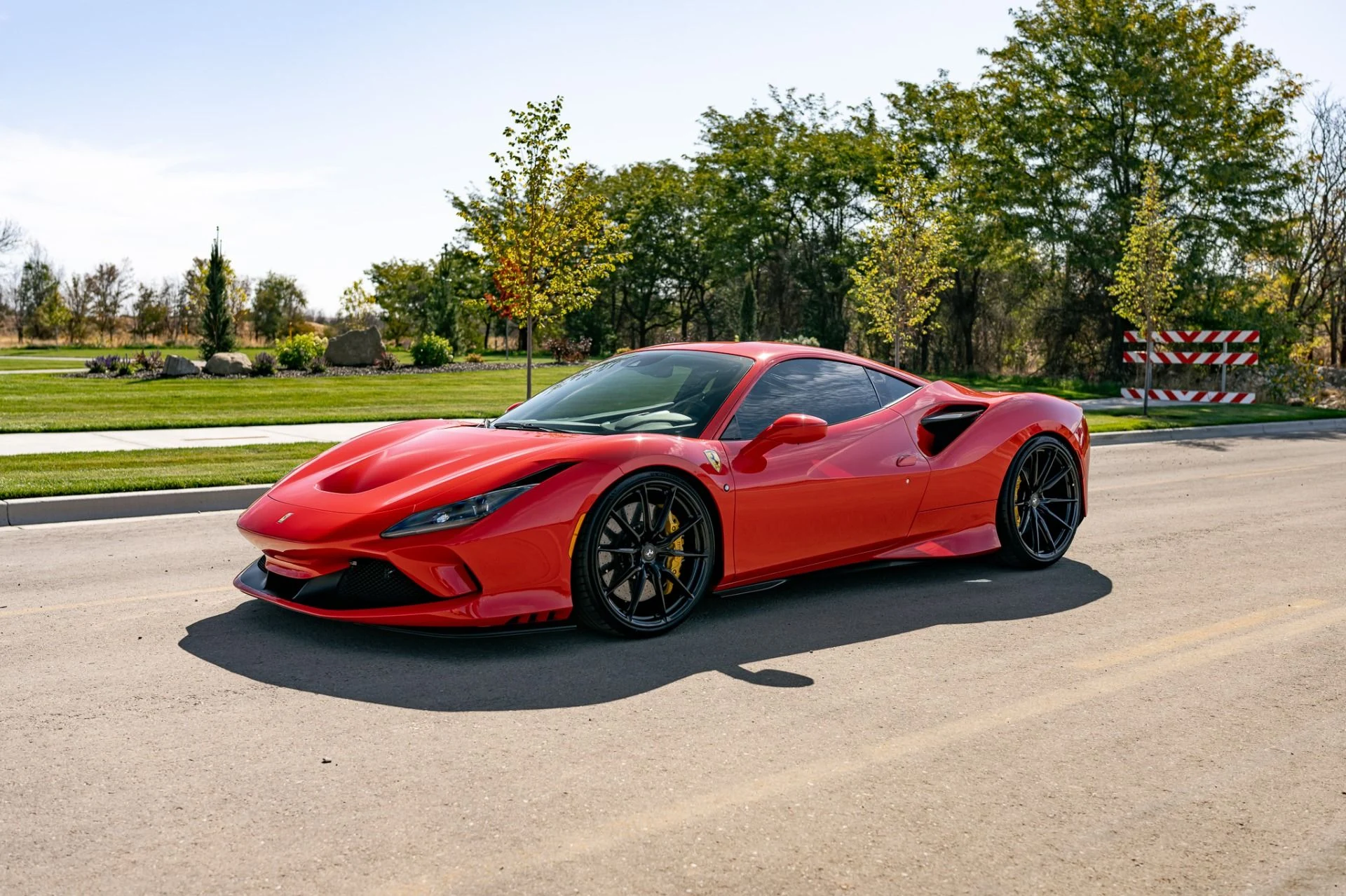 mph000_1825866320_Used_2020_Ferrari_F8_Tributo_1758670942_57719b8f02