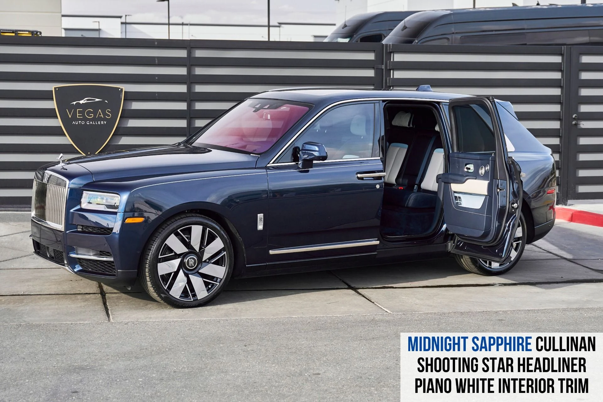 mph000_1837282410_Used_2022_Rolls_Royce_Cullinan_1767746326_3cf37e66d8