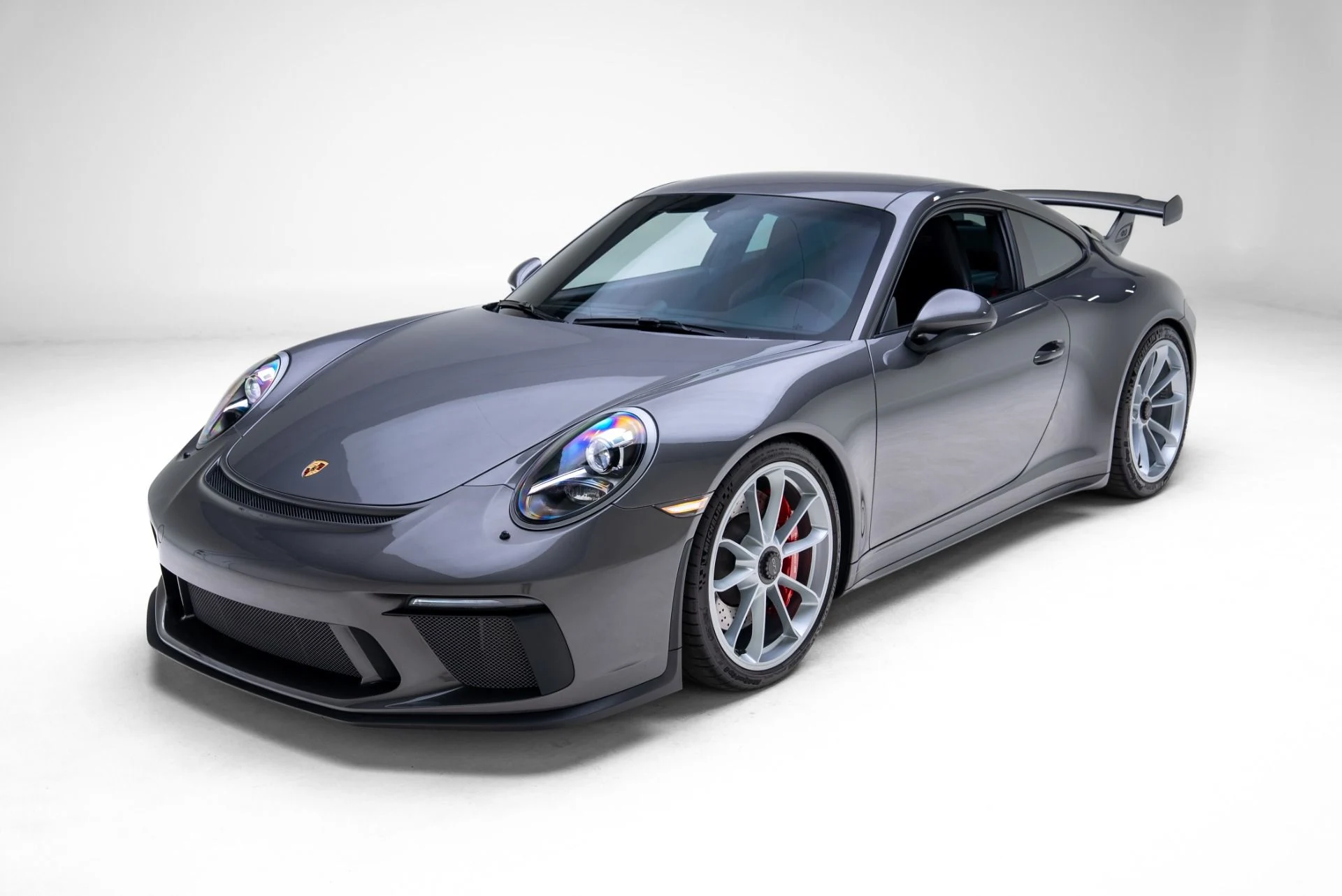 mph000_1839289674_Used_2018_Porsche_911_GT_3_1768867056_88f37f8737