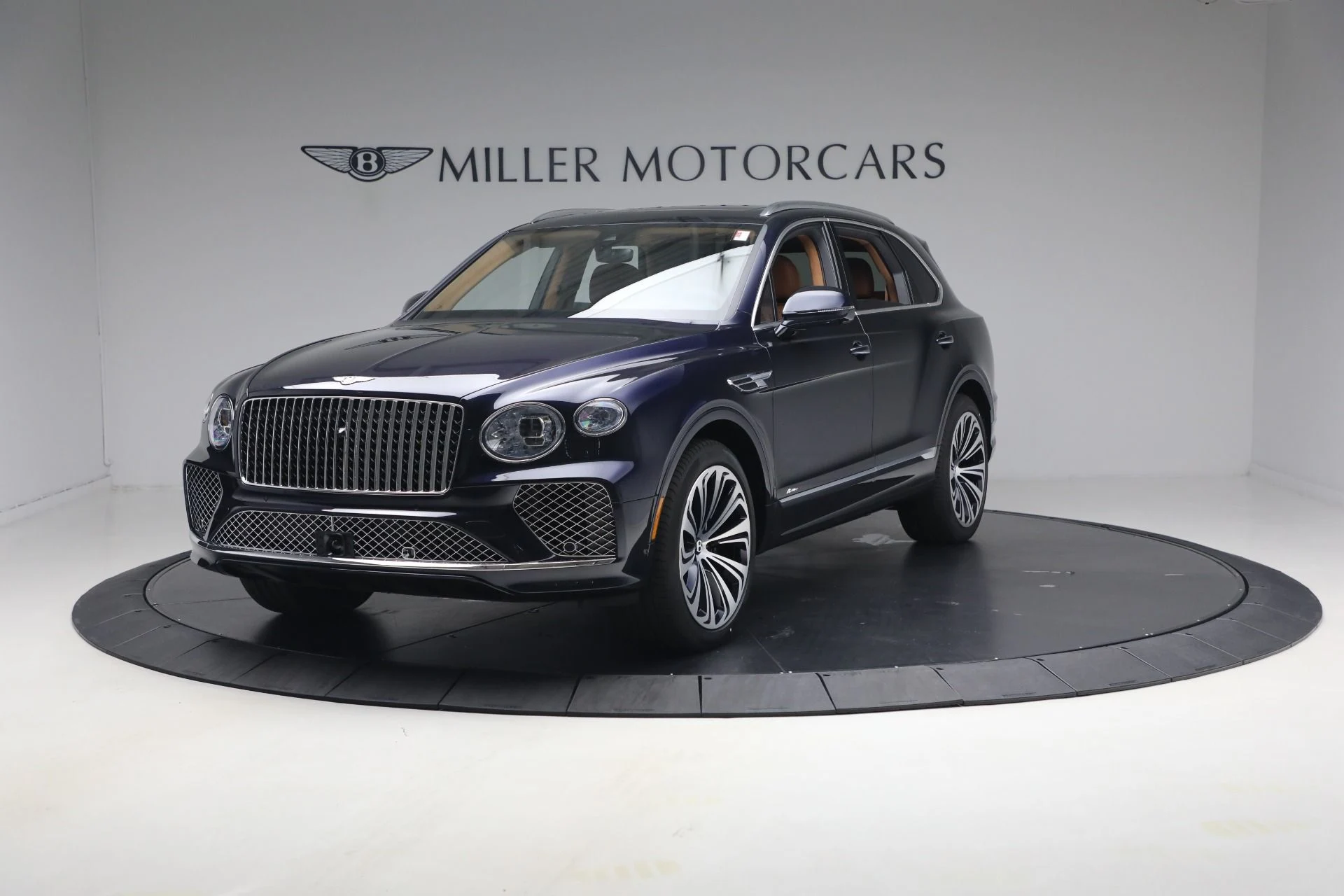 mph000_1861374293_New_2026_Bentley_Bentayga_Azure_V8_1781035645_ace5efc68b