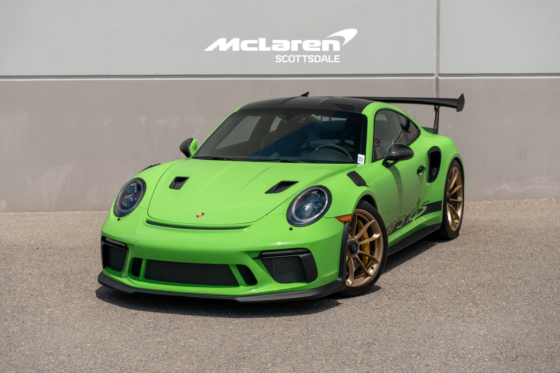 mph000_1869933297_Used_2019_PORSCHE_911_GT_3_RS_1786814773_6f6209a016