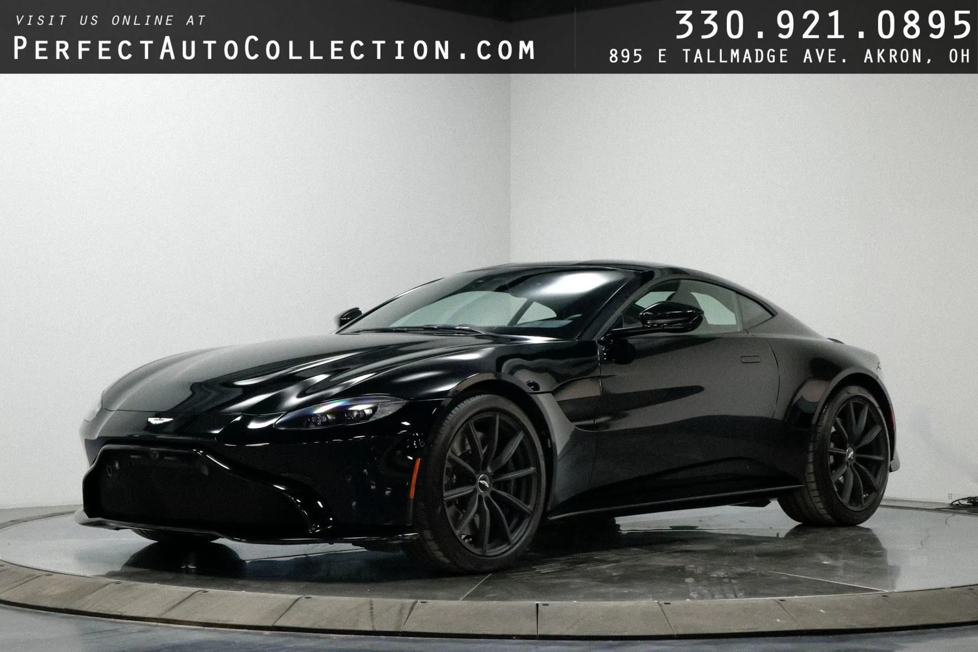 mph000_1895781665_Used_2019_Aston_Martin_Vantage_1760541895_21cfb6d570