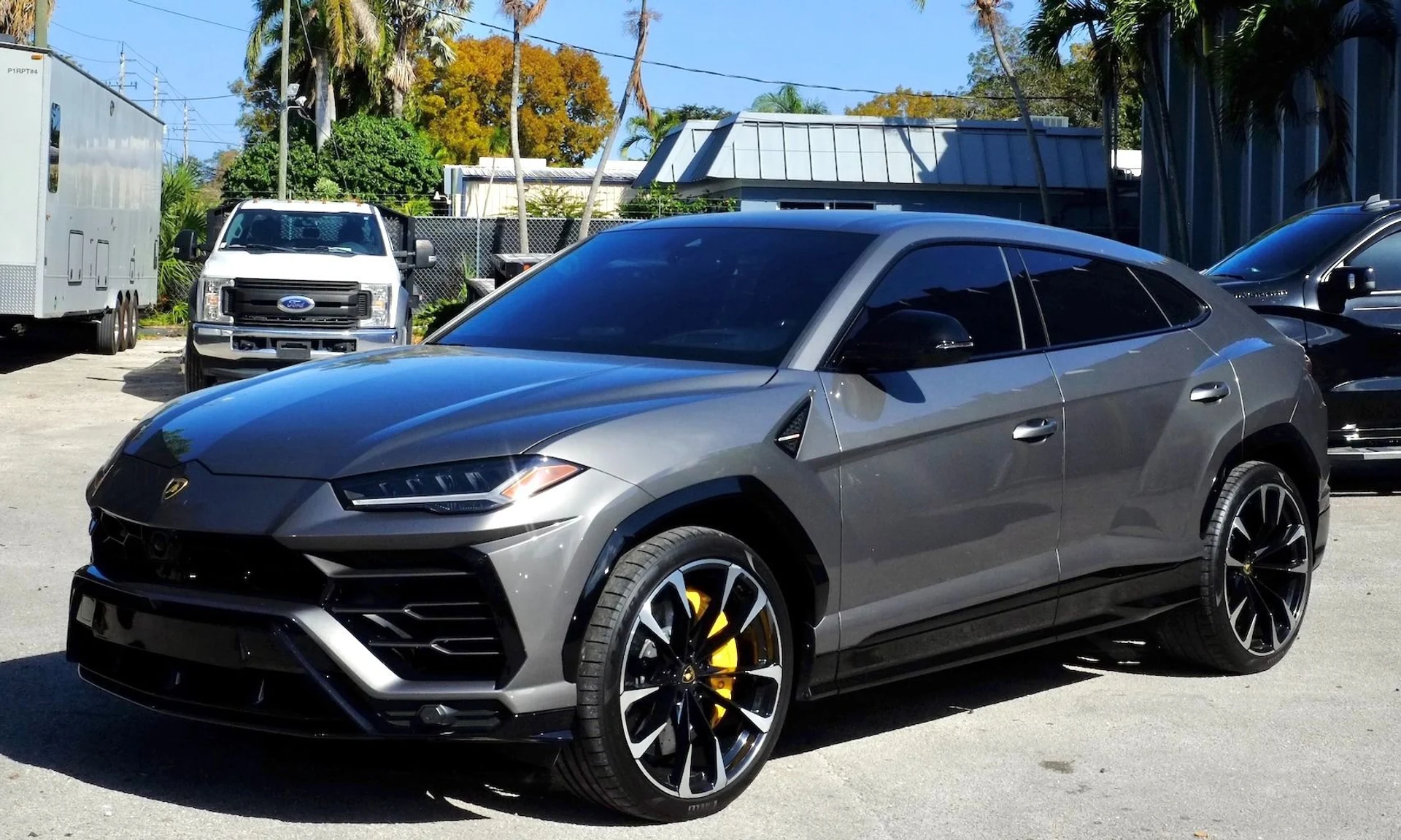mph000_1904544723_Used_2021_Lamborghini_Urus_1776122286_5ef8d28463