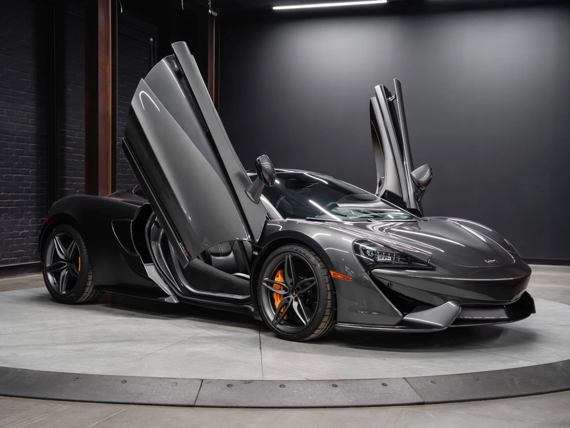 mph000_1925625827_mclaren_570s_2018_584536547a