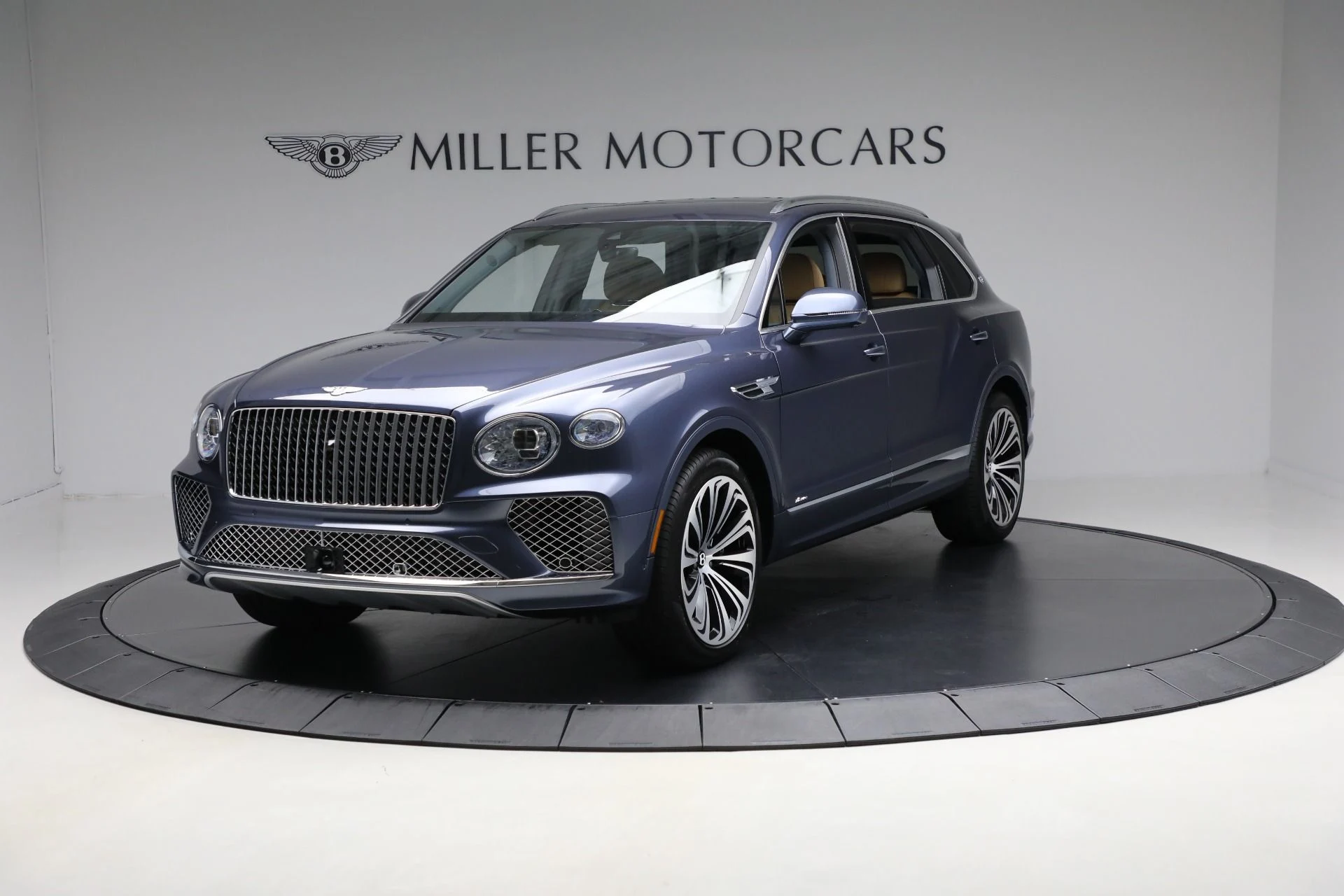 mph000_1995994036_Used_2025_Bentley_Bentayga_EWB_Azure_V8_1761149481_855b28cea4
