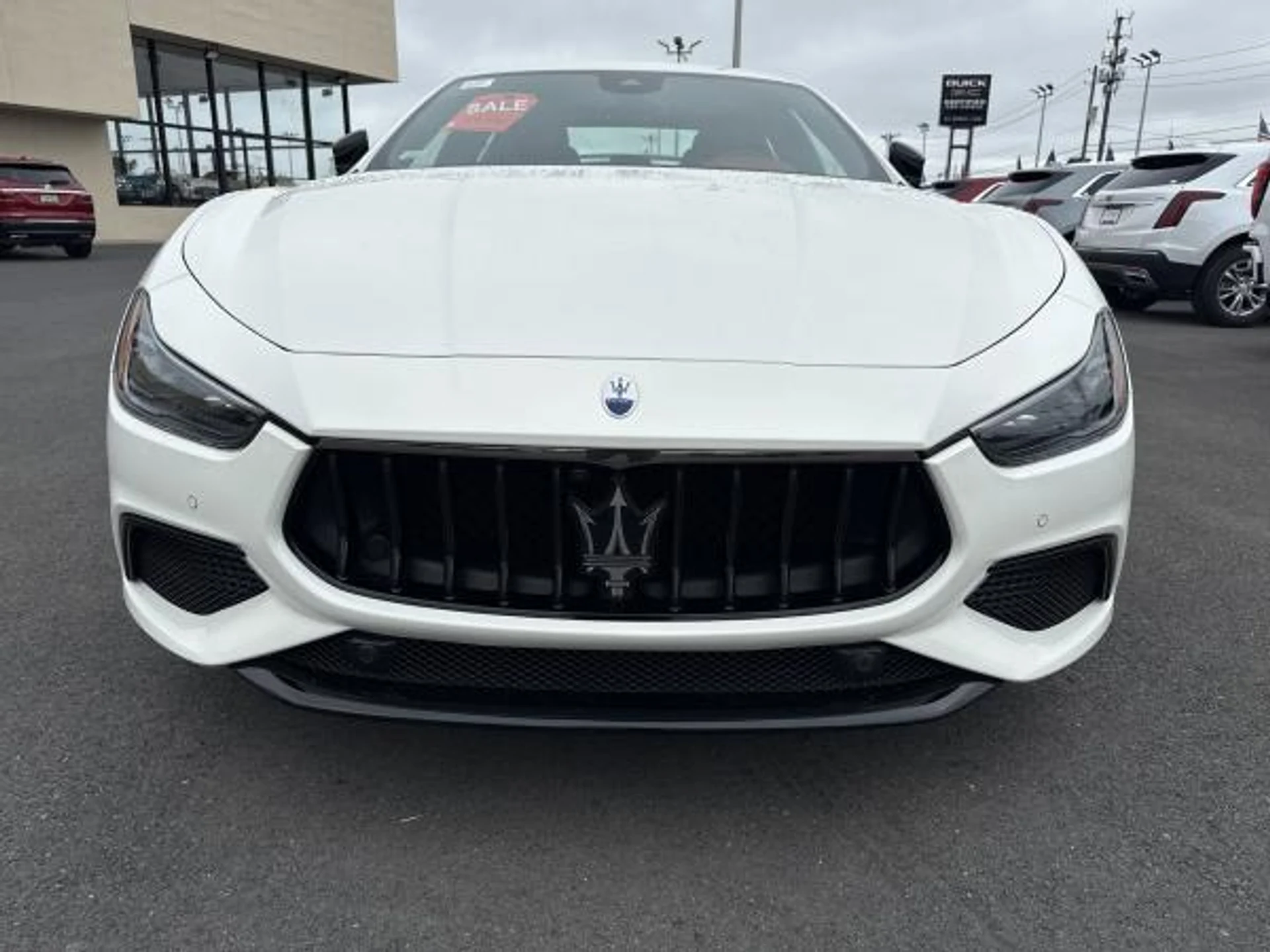 mph000_20012418_Used_2023_Maserati_Ghibli_Modena_Q4_0f34df1995