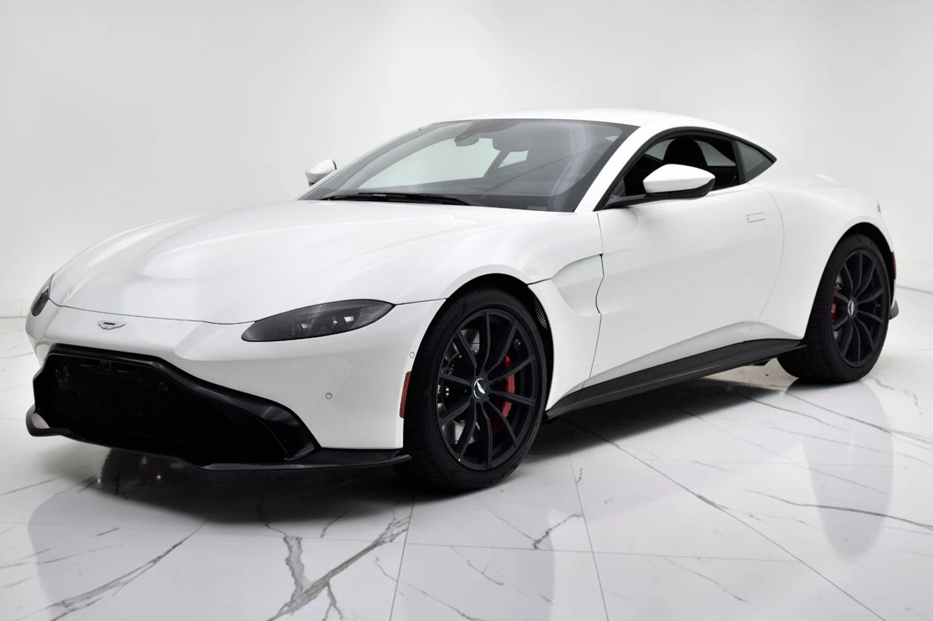 mph000_2033187626_Used_2020_Aston_Martin_Vantage_Coupe_6e3547547a