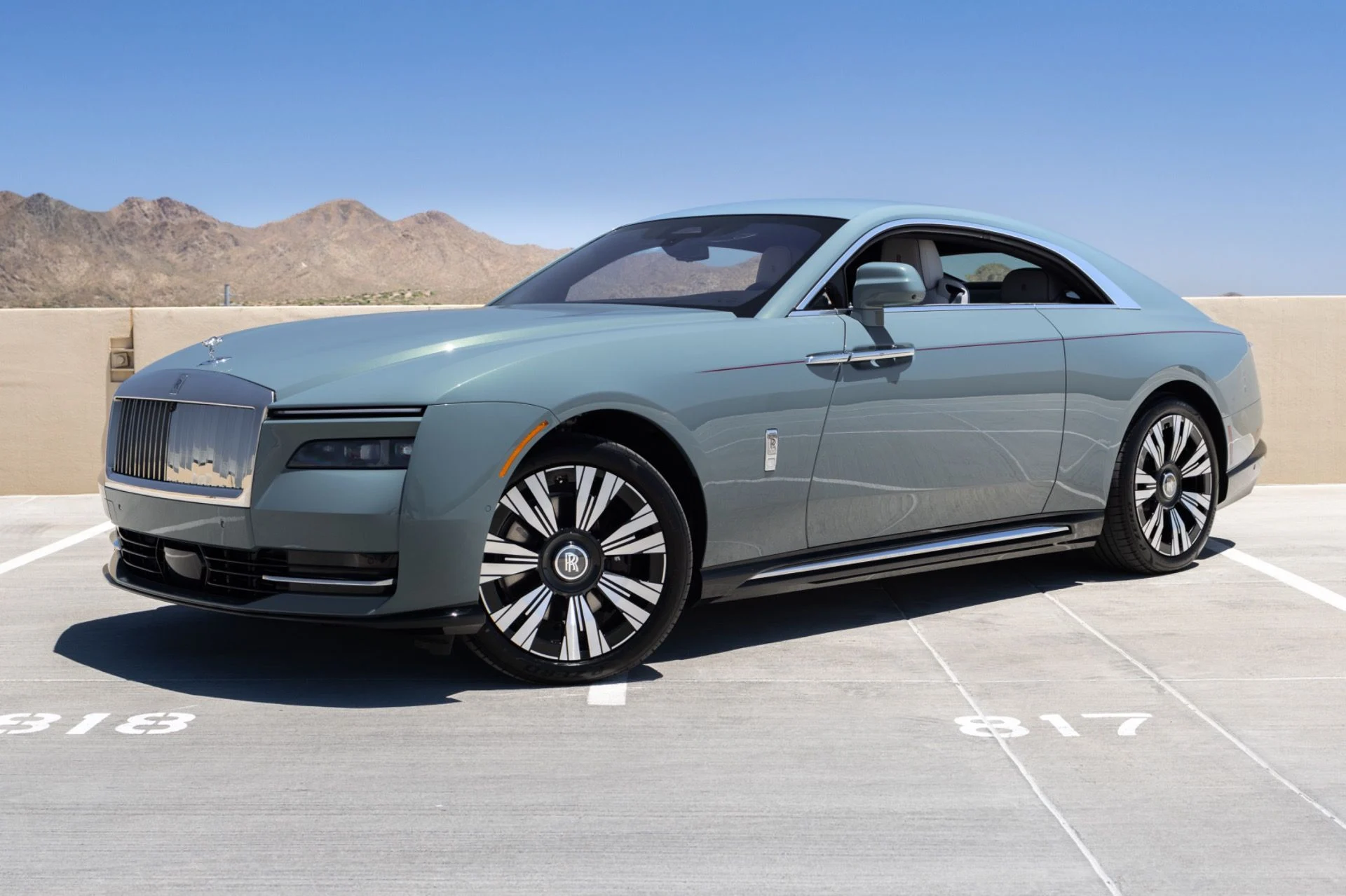 mph000_2039955227_Used_2024_Rolls_Royce_Spectre_1778198274_a6045fa502