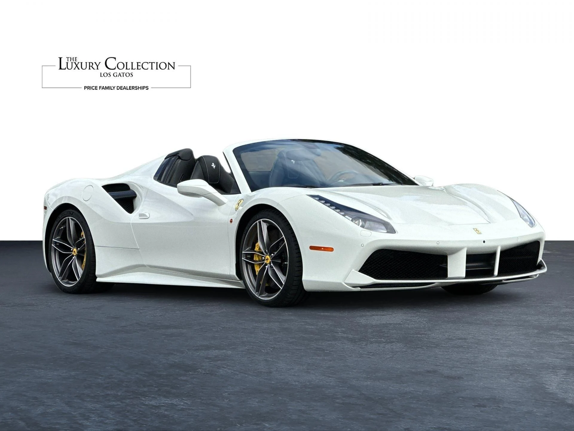 mph000_2070348637_Used_2018_Ferrari_488_Spider_1776240637_5de862ffed
